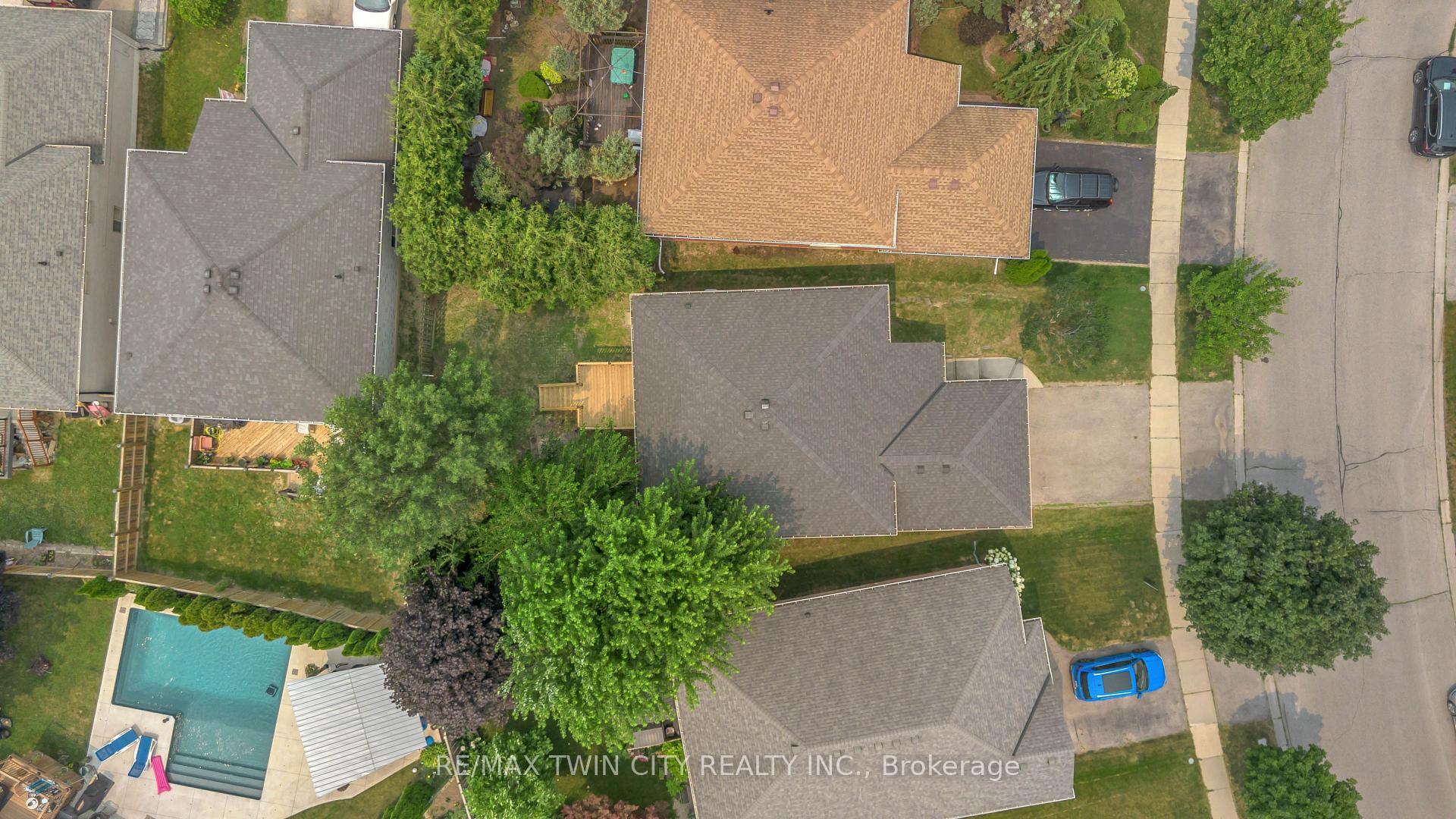 Photo 47 of 4 Dowden Avenue, Brantford, Tutela Heights — HOMEH