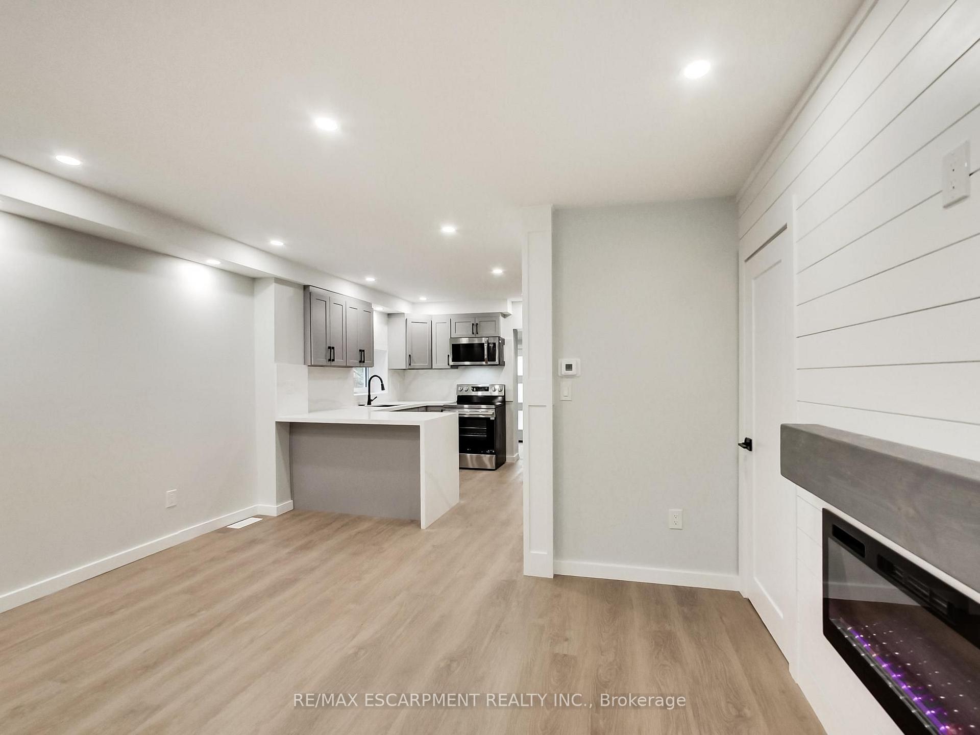Photo 6 of 67 Cope Street, Hamilton, Homeside — HOMEH