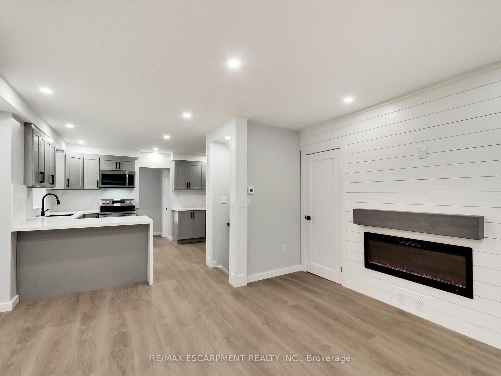 Photo 13 of 67 Cope Street, Hamilton, Homeside — HOMEH