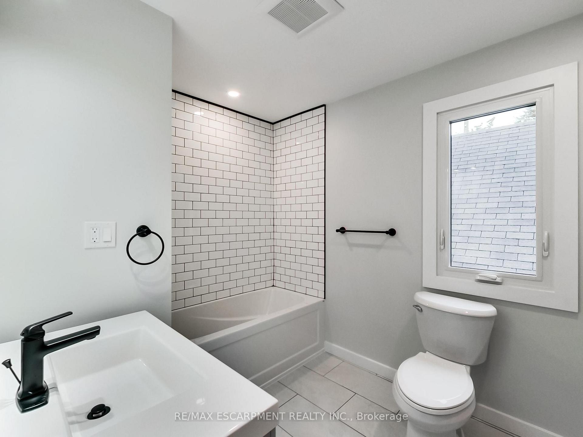 Photo 29 of 67 Cope Street, Hamilton, Homeside — HOMEH