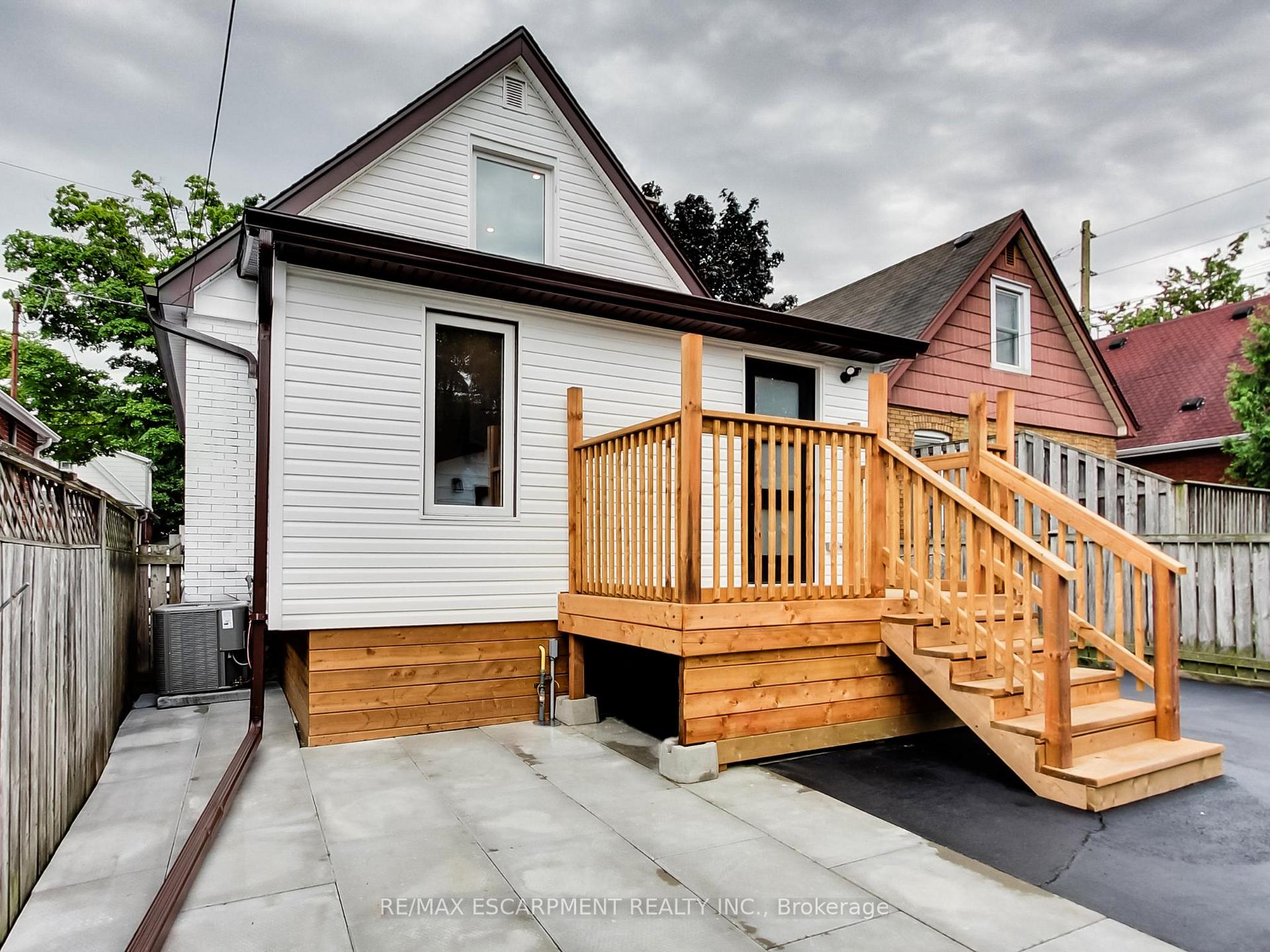 Photo 43 of 67 Cope Street, Hamilton, Homeside — HOMEH