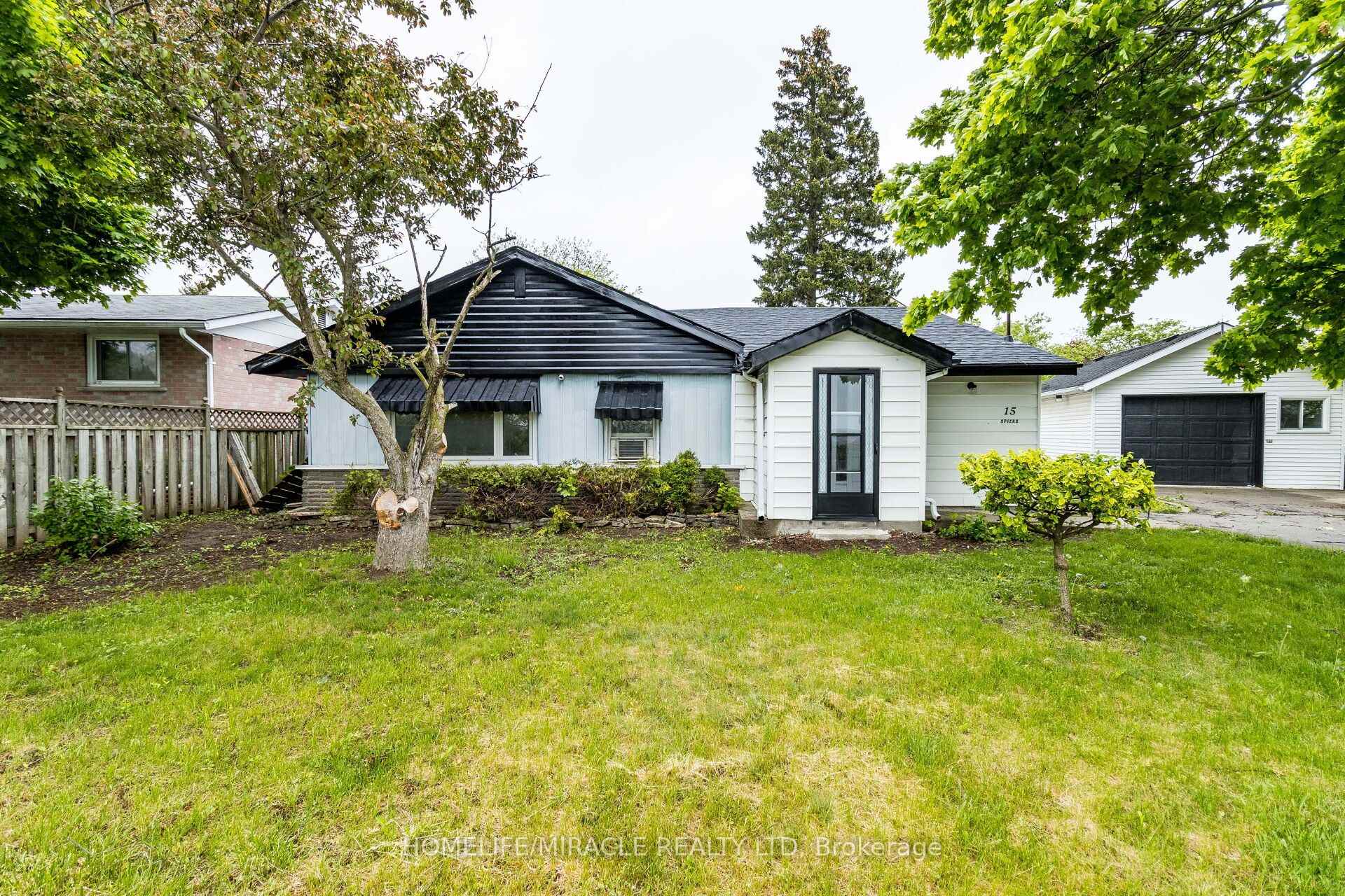 Photo 1 of 15 Spiers Crescent, Cambridge, Galt City Centre — HOMEH