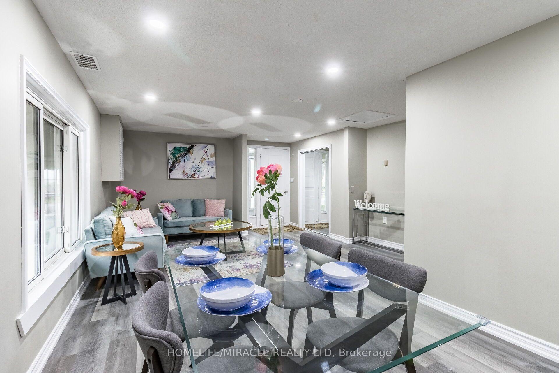 Photo 15 of 15 Spiers Crescent, Cambridge, Galt City Centre — HOMEH