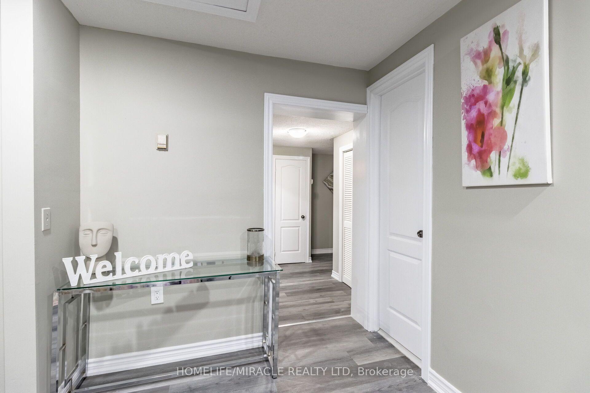 Photo 24 of 15 Spiers Crescent, Cambridge, Galt City Centre — HOMEH