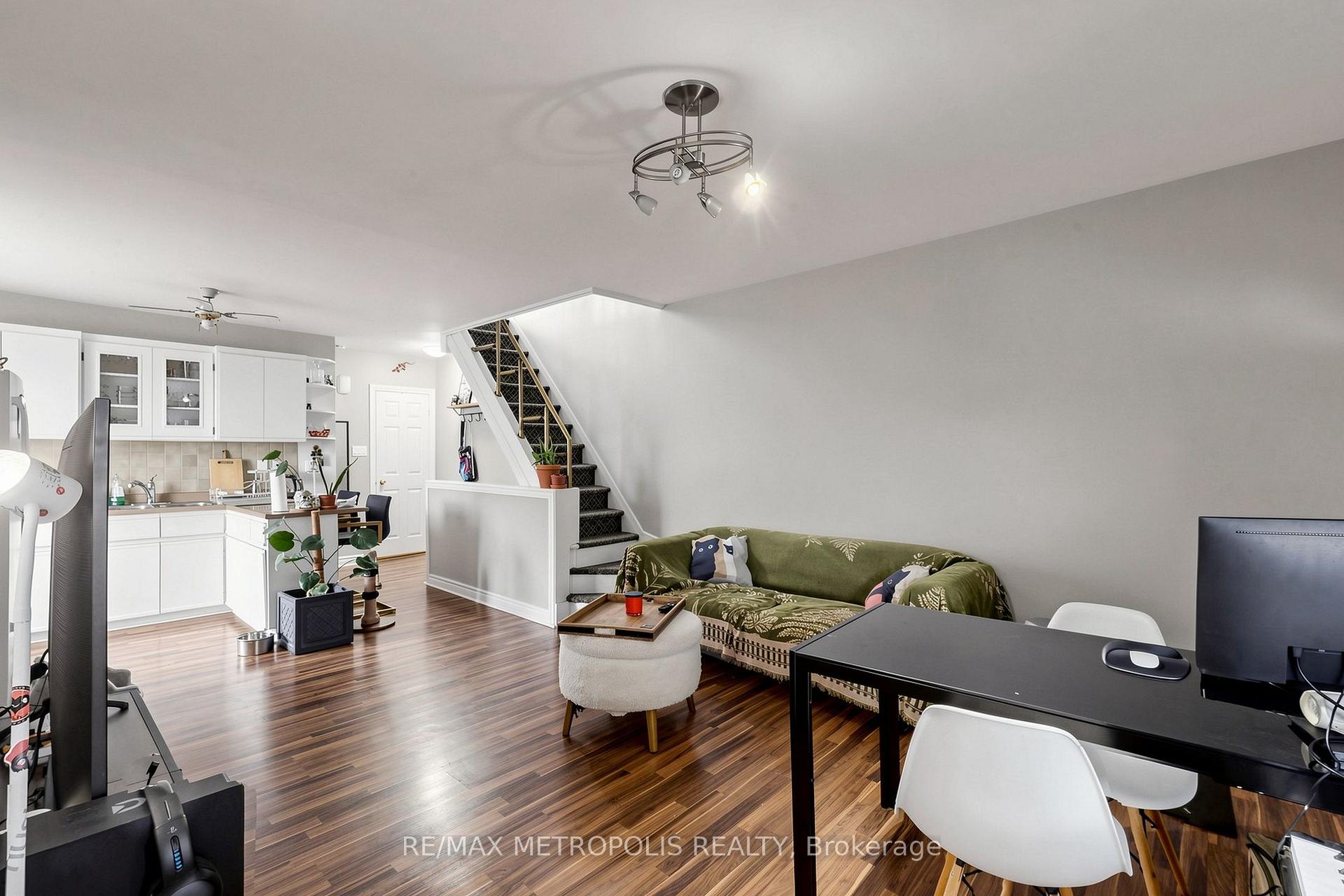 Photo 27 of 742 Dufferin Street, Toronto, Dufferin Grove — HOMEH