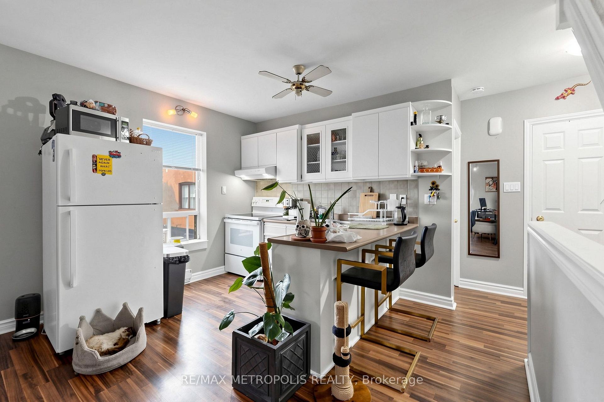 Photo 33 of 742 Dufferin Street, Toronto, Dufferin Grove — HOMEH