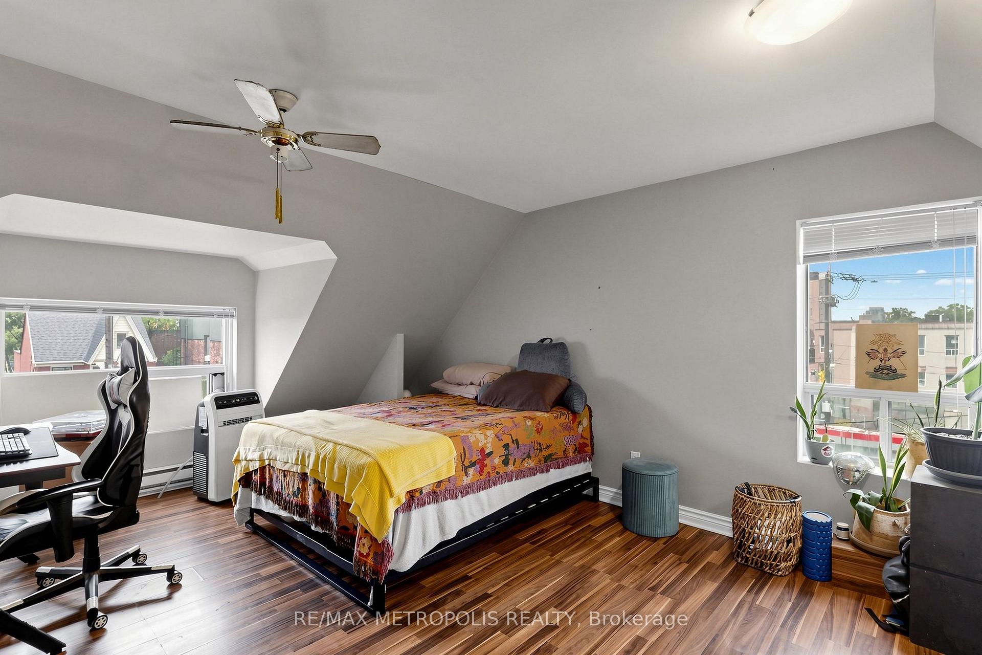 Photo 35 of 742 Dufferin Street, Toronto, Dufferin Grove — HOMEH