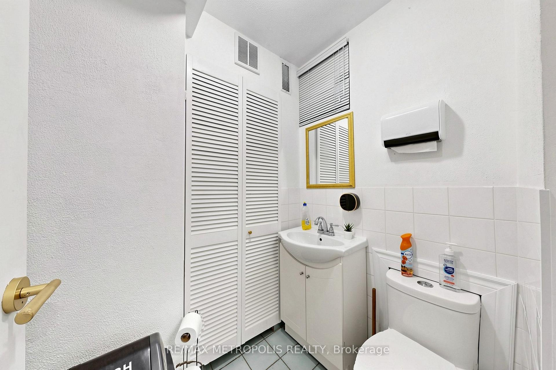 Photo 77 of 742 Dufferin Street, Toronto, Dufferin Grove — HOMEH