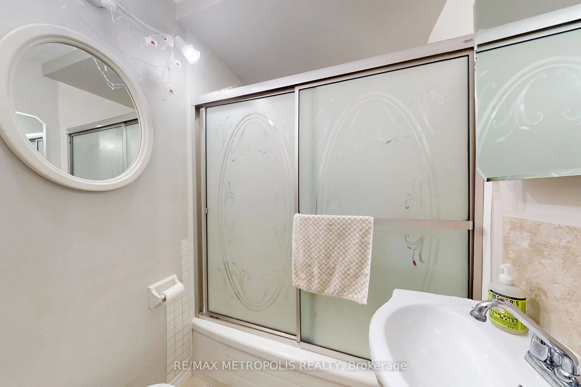 Photo 24 of 742 Dufferin Street, Toronto, Dufferin Grove — HOMEH
