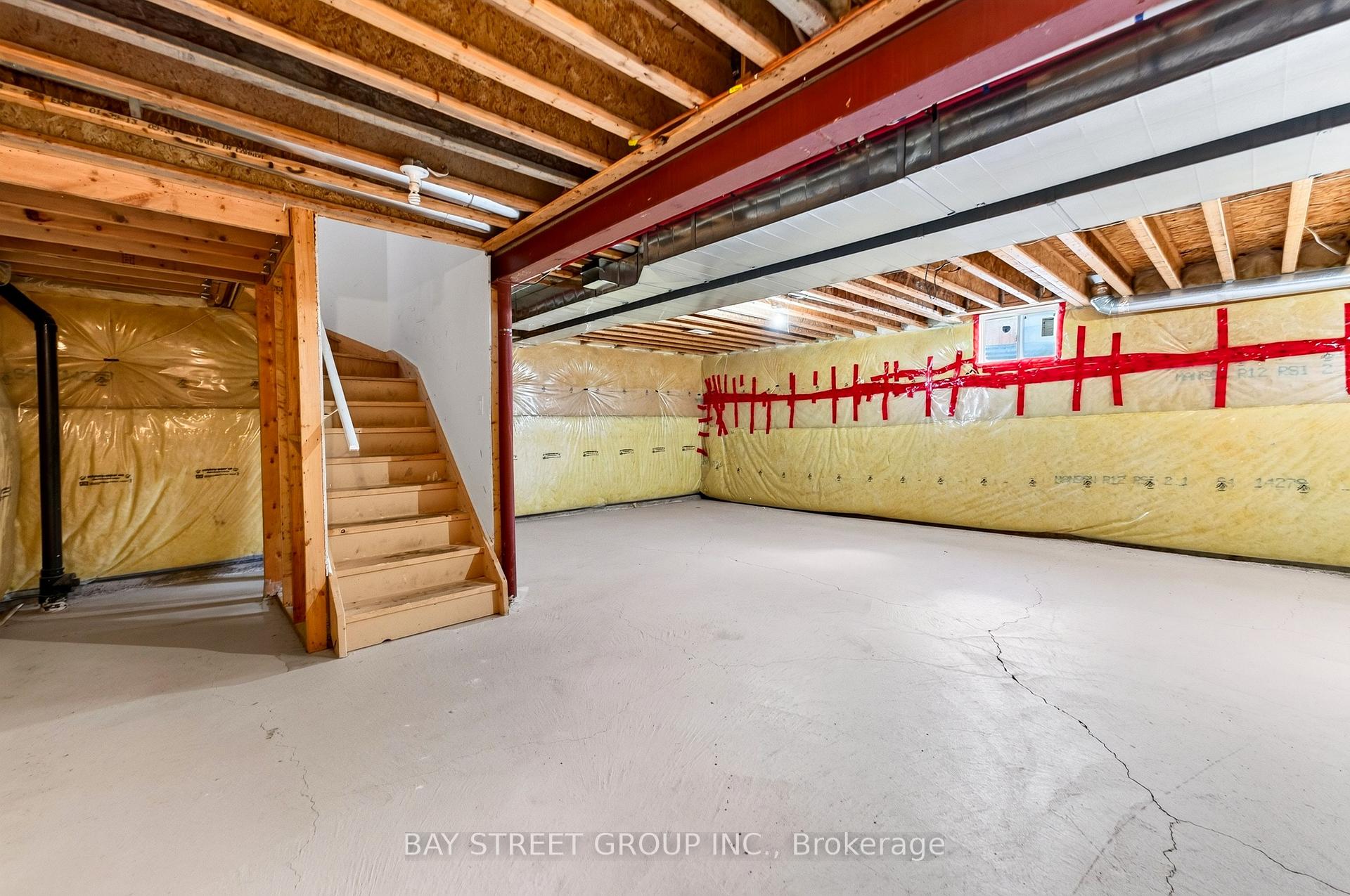 Photo 40 of 45 Abitibi Lake Drive, Brampton, Sandringham-Wellington — HOMEH