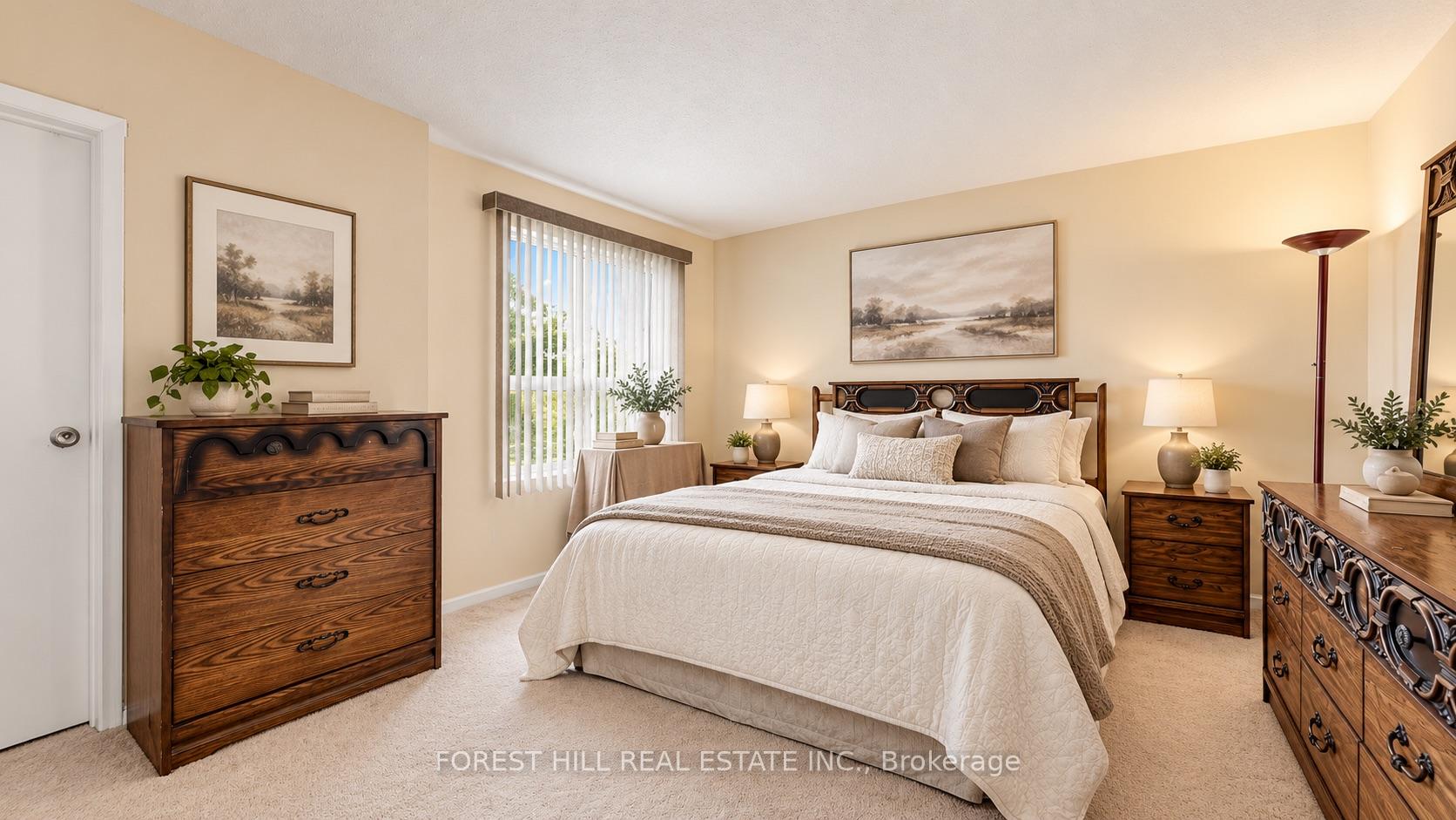 Photo 11 of 35 Treetops Court, Scarborough, Milliken — HOMEH