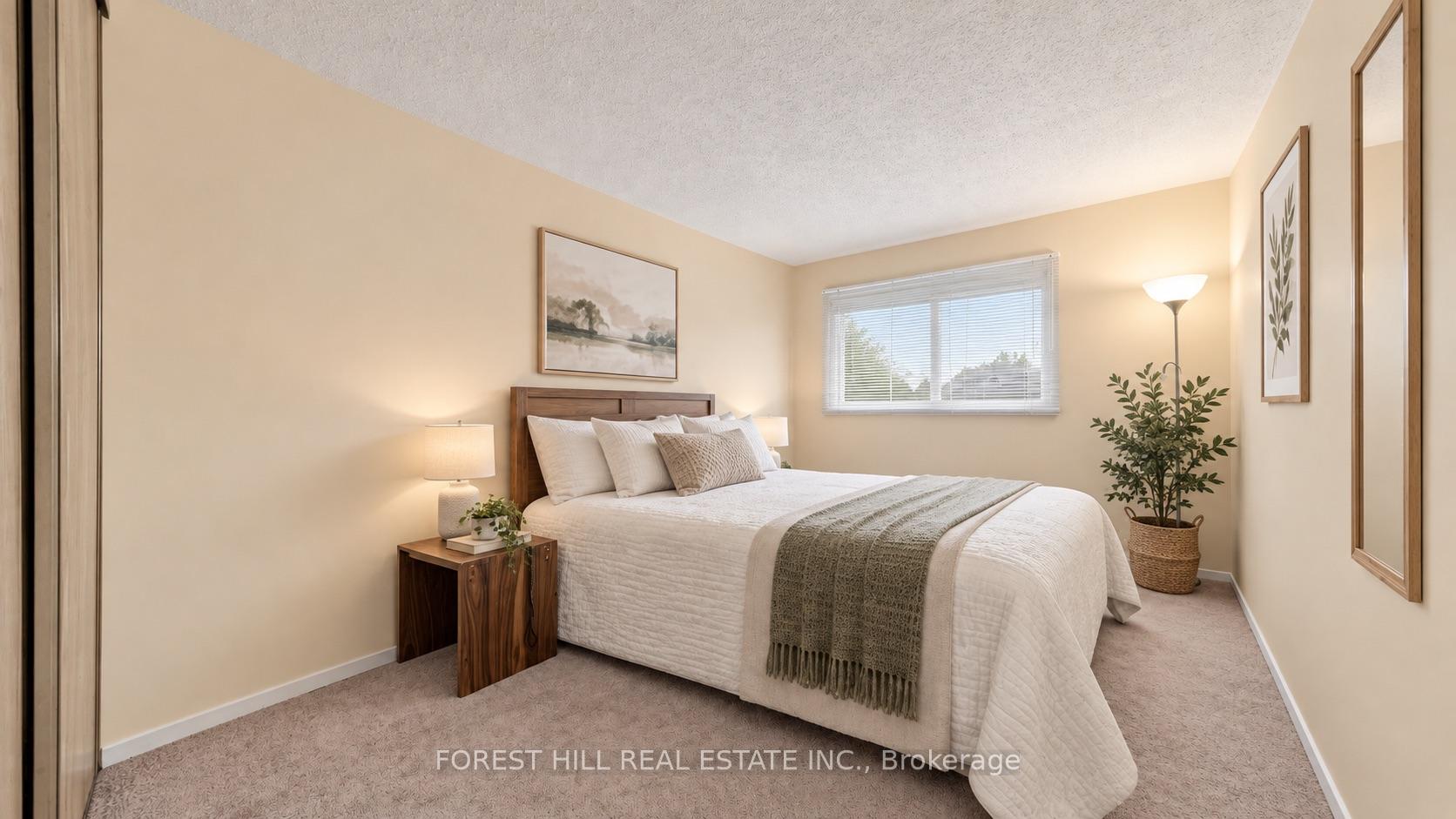 Photo 14 of 35 Treetops Court, Scarborough, Milliken — HOMEH