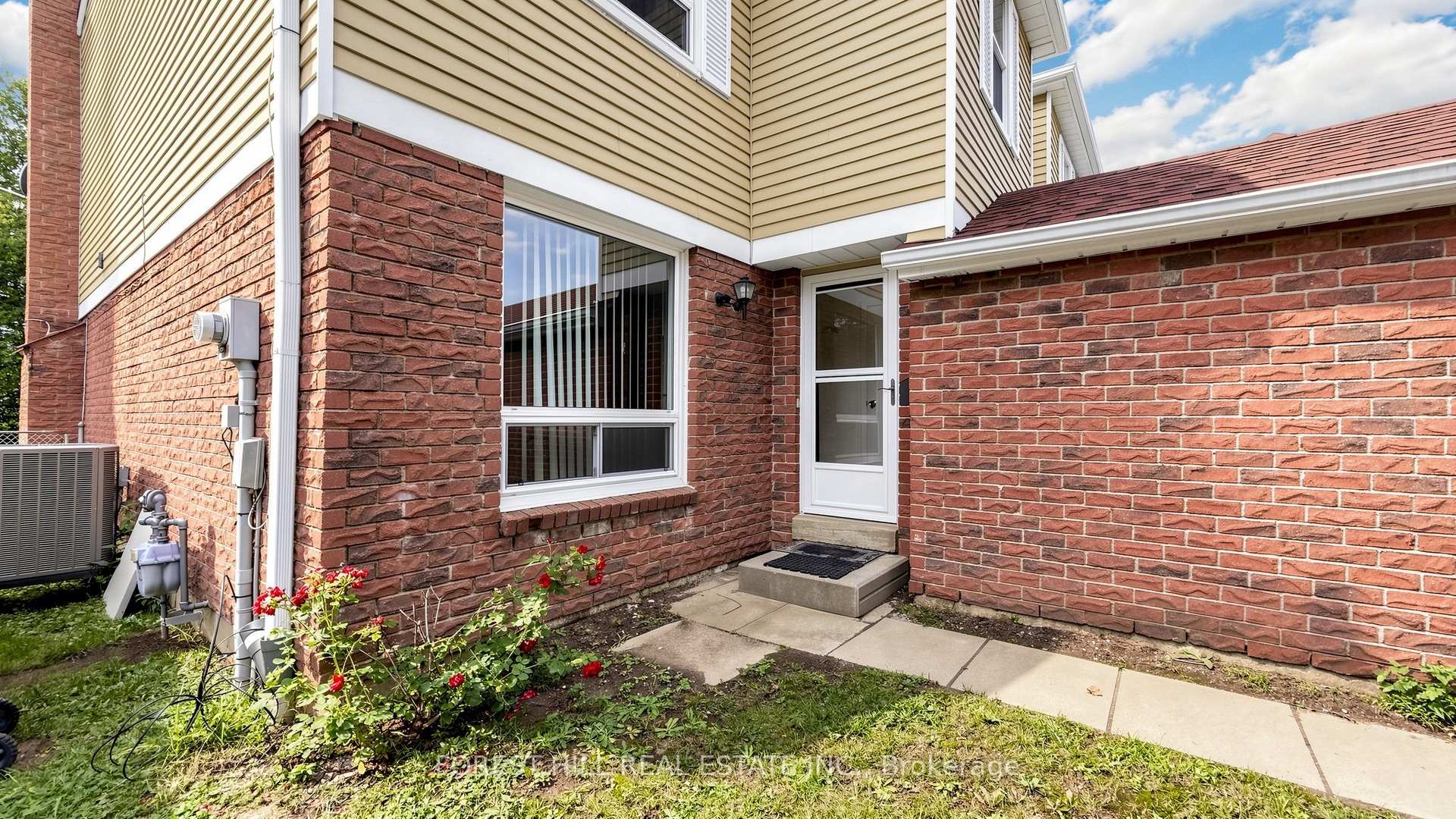 Photo 23 of 35 Treetops Court, Scarborough, Milliken — HOMEH