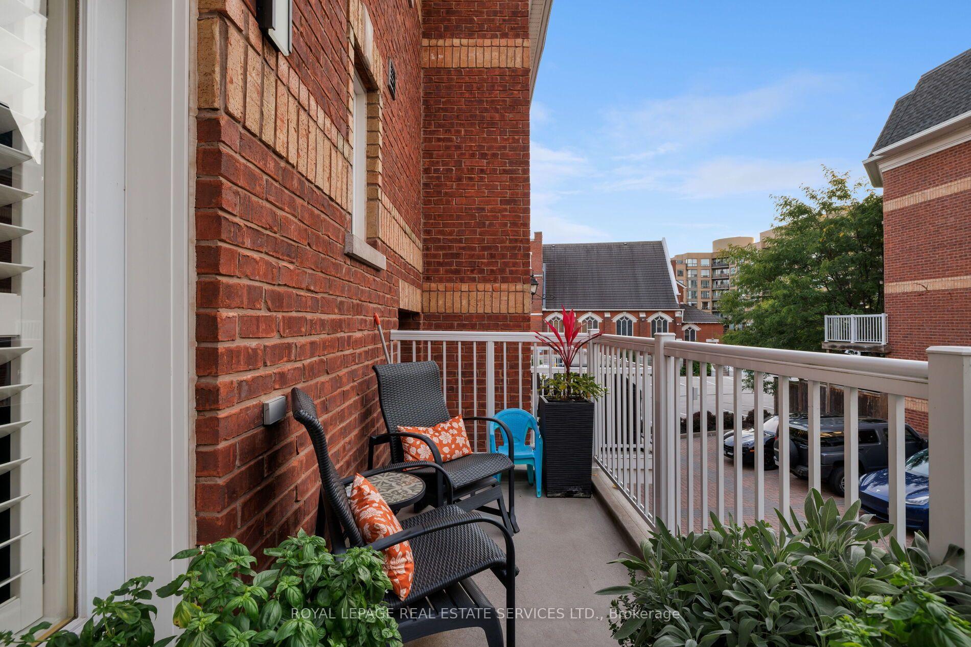 Photo 9 of Unit 7, 120 Bronte Road, Oakville, Bronte — HOMEH