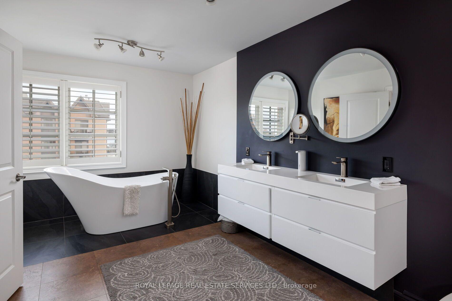 Photo 19 of Unit 7, 120 Bronte Road, Oakville, Bronte — HOMEH