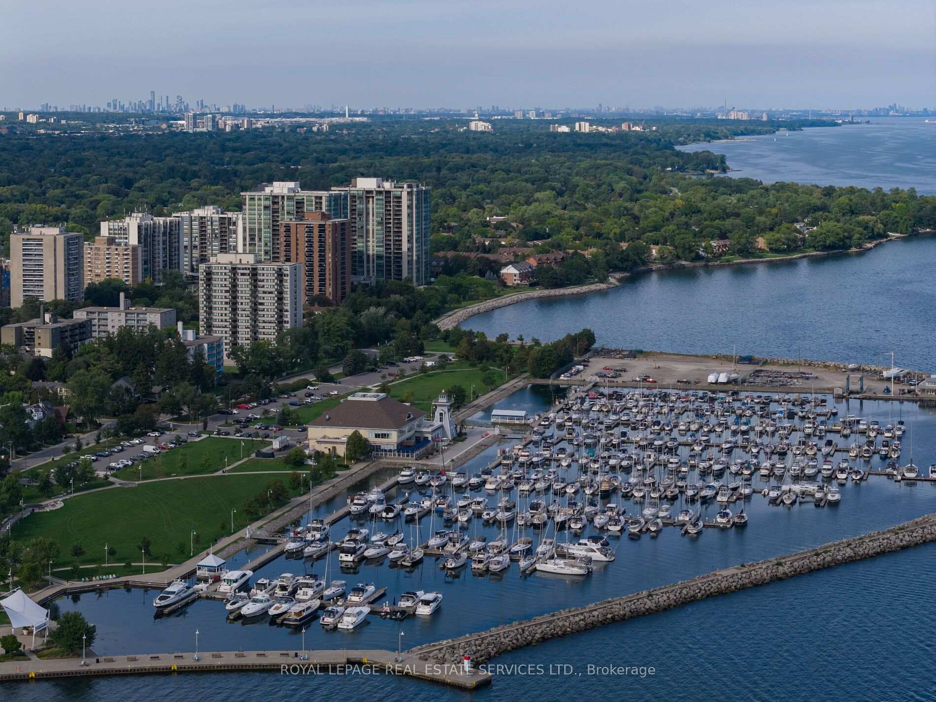 Photo 43 of Unit 7, 120 Bronte Road, Oakville, Bronte — HOMEH
