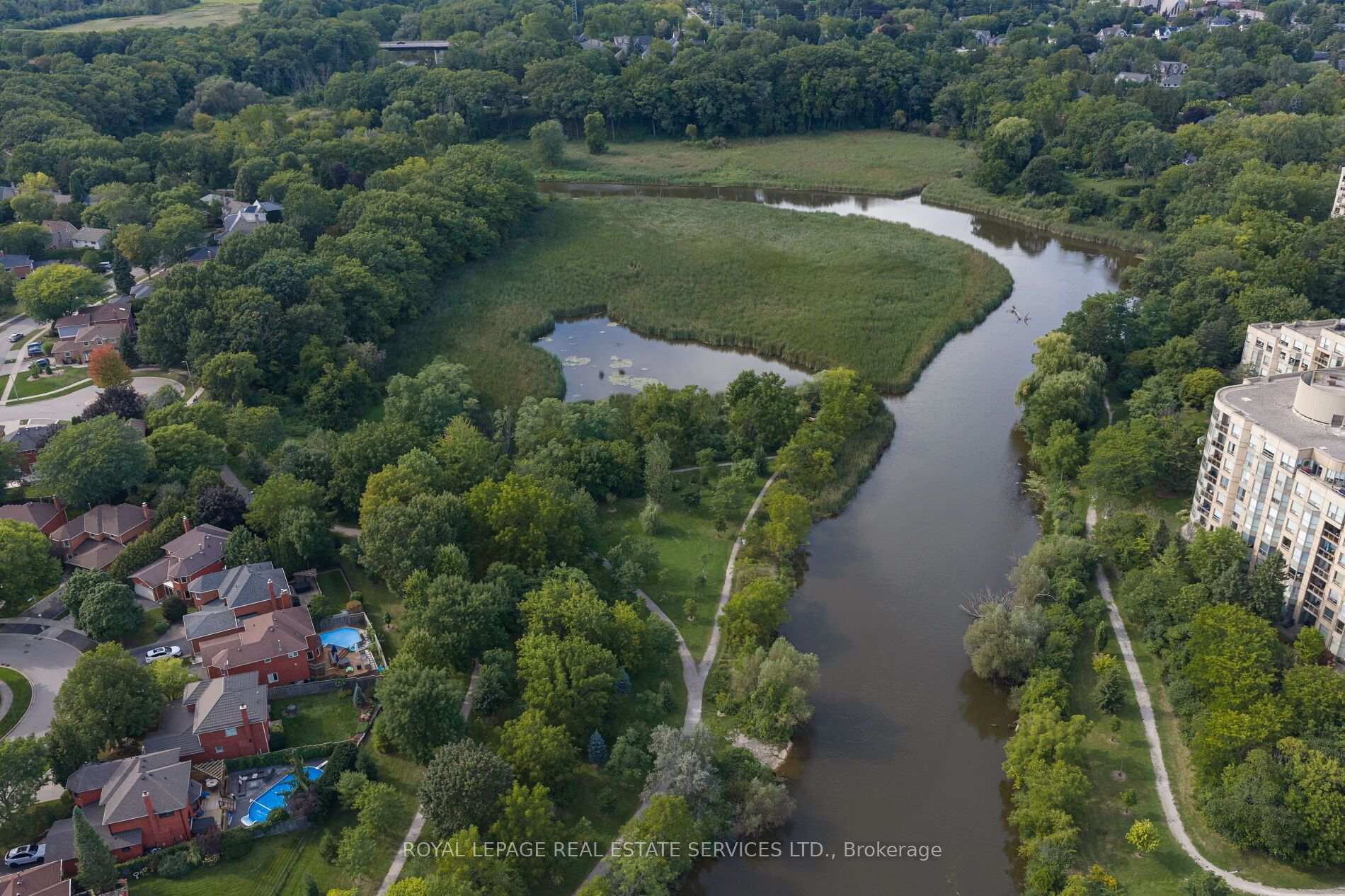 Photo 47 of Unit 7, 120 Bronte Road, Oakville, Bronte — HOMEH