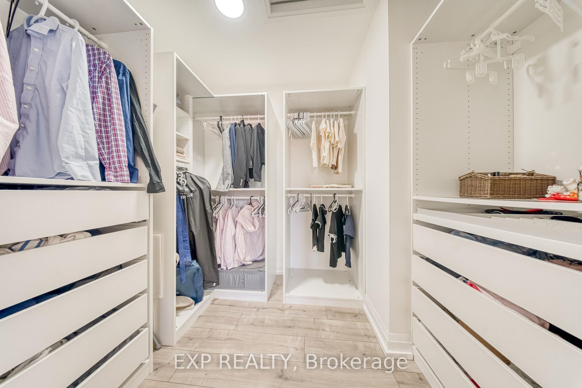 Photo 17 of 8 Prosperity Way, East Gwillimbury, Holland Landing — HOMEH