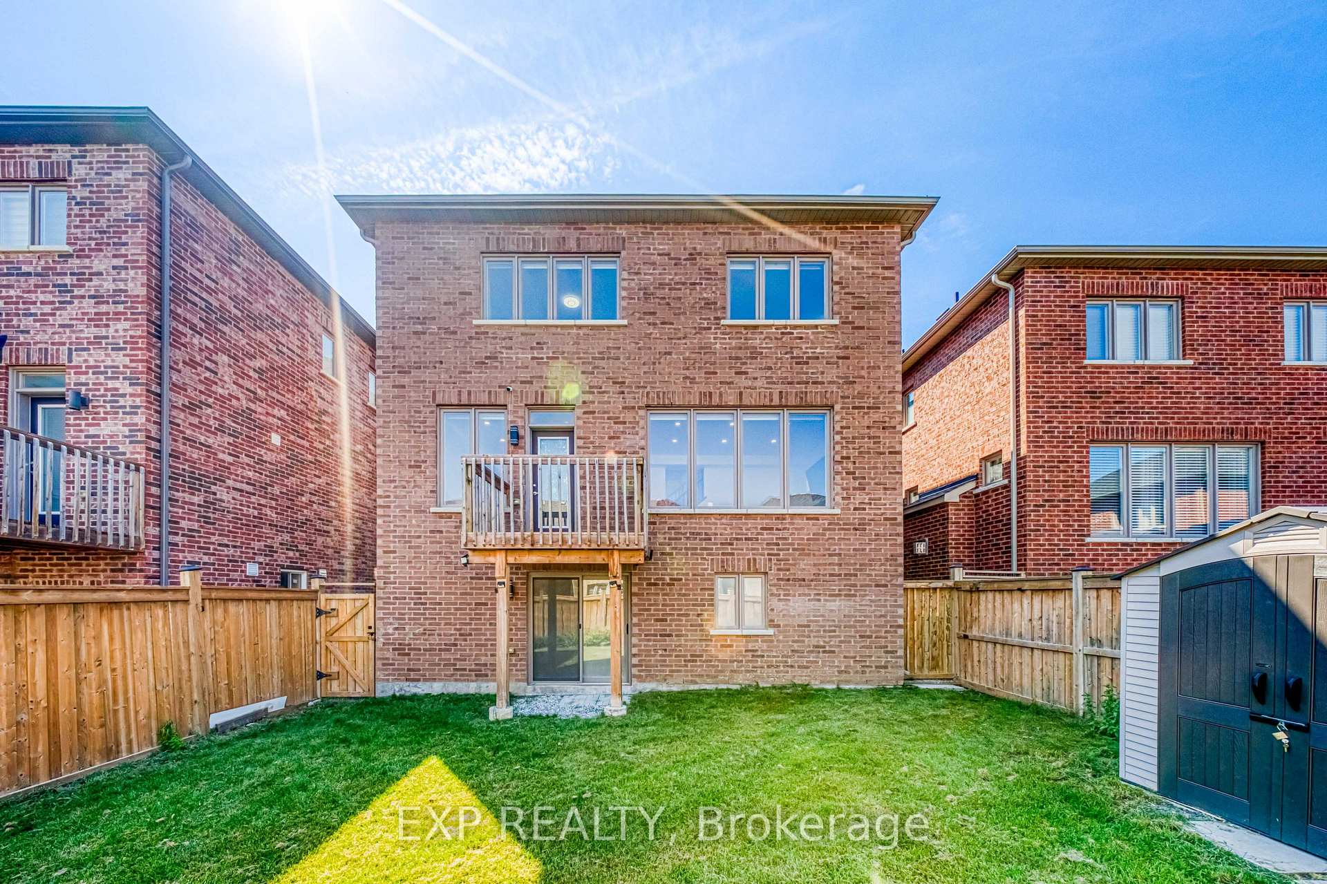 Photo 33 of 8 Prosperity Way, East Gwillimbury, Holland Landing — HOMEH