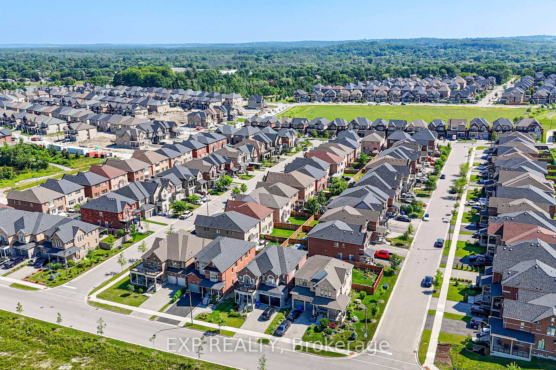 Photo 34 of 8 Prosperity Way, East Gwillimbury, Holland Landing — HOMEH