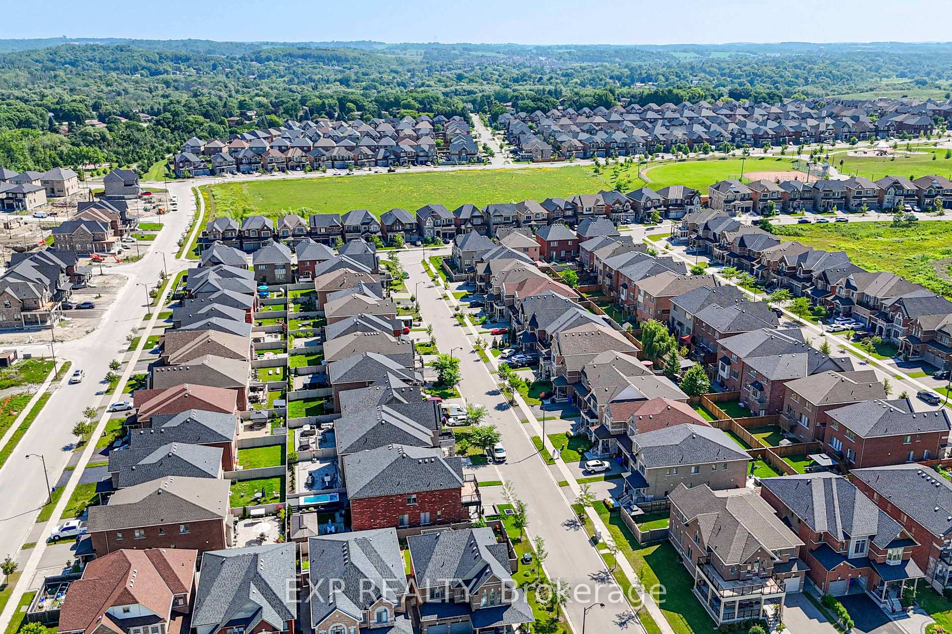 Photo 36 of 8 Prosperity Way, East Gwillimbury, Holland Landing — HOMEH