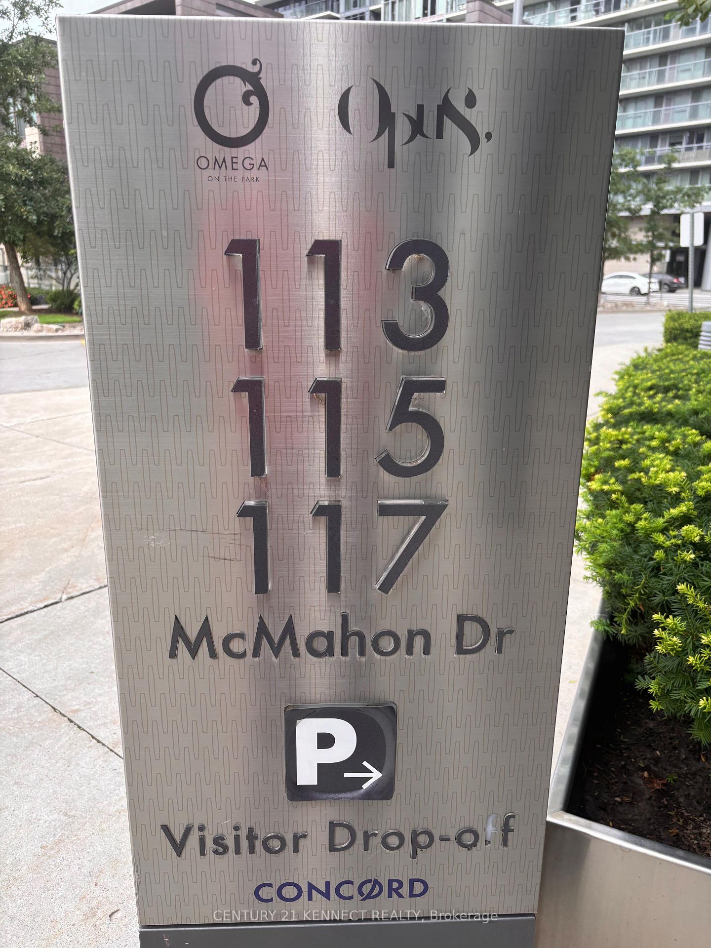 Photo 14 of Unit 2107, 115 Mcmahon Drive, North York, Bayview Village — HOMEH