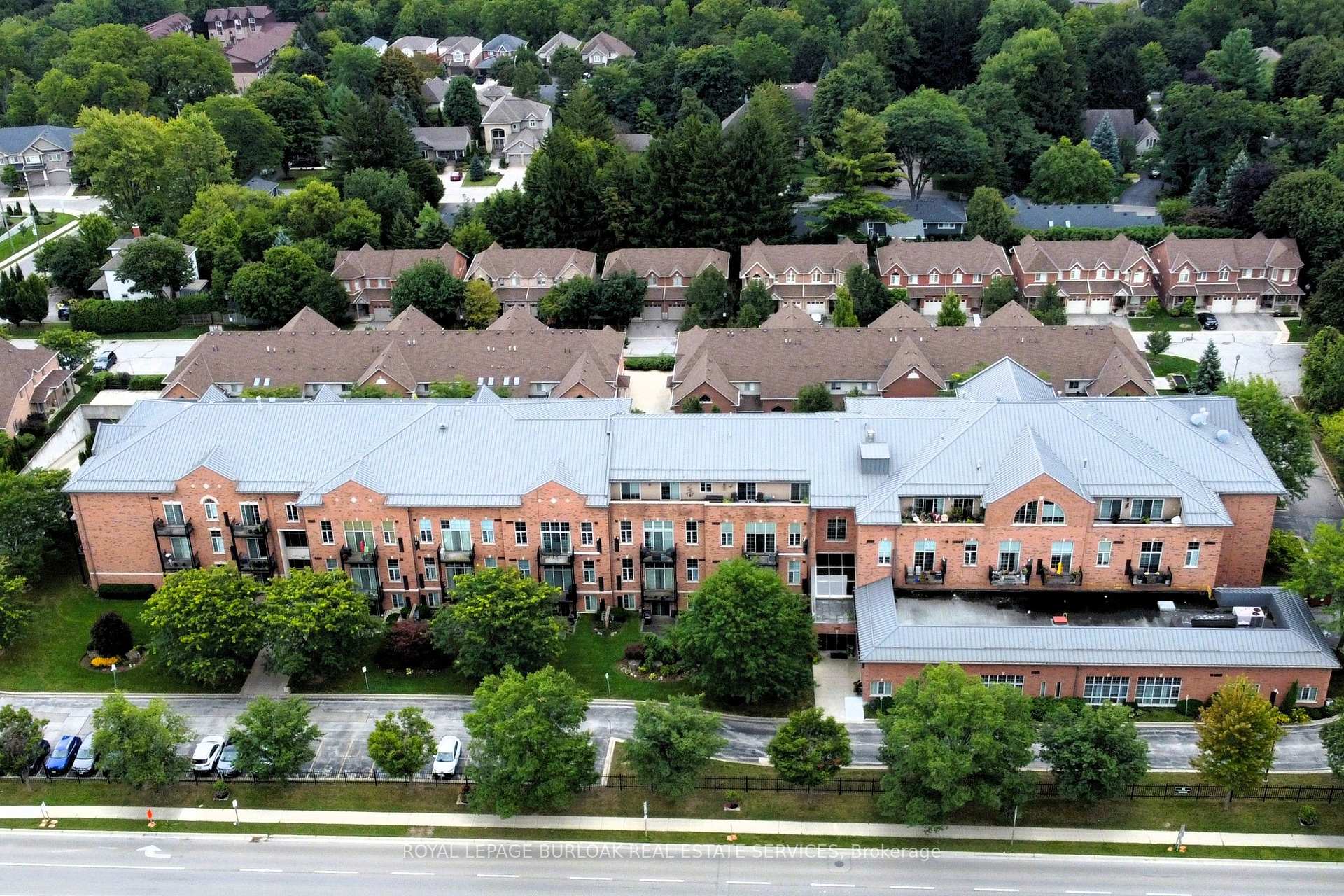 Photo of Unit 111, 262 Dundas Street E