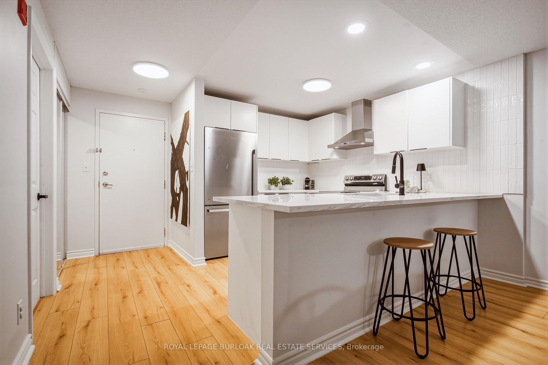 Photo 6 of Unit 111, 262 Dundas Street E, Hamilton, Waterdown — HOMEH