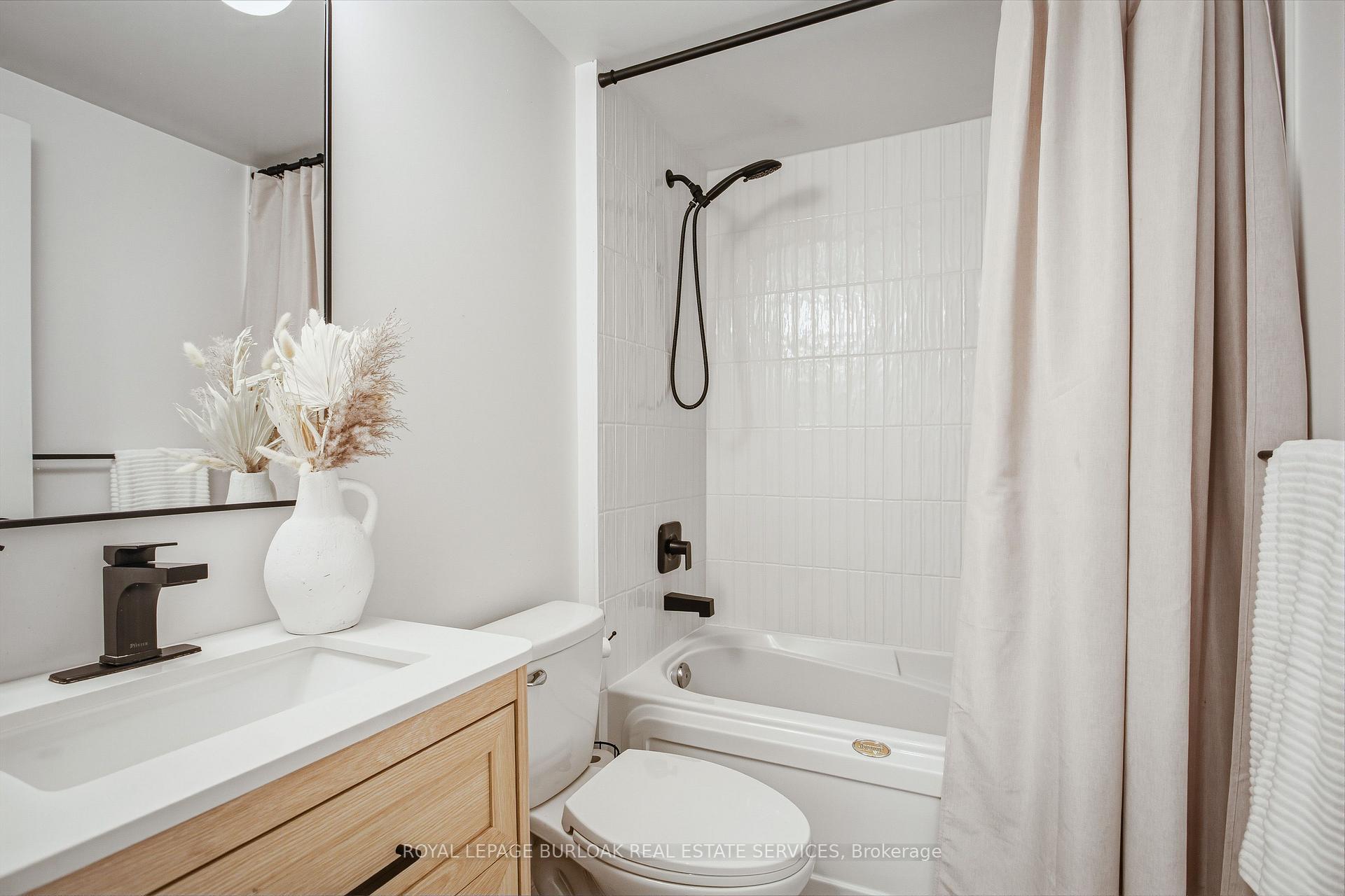 Photo 21 of Unit 111, 262 Dundas Street E, Hamilton, Waterdown — HOMEH