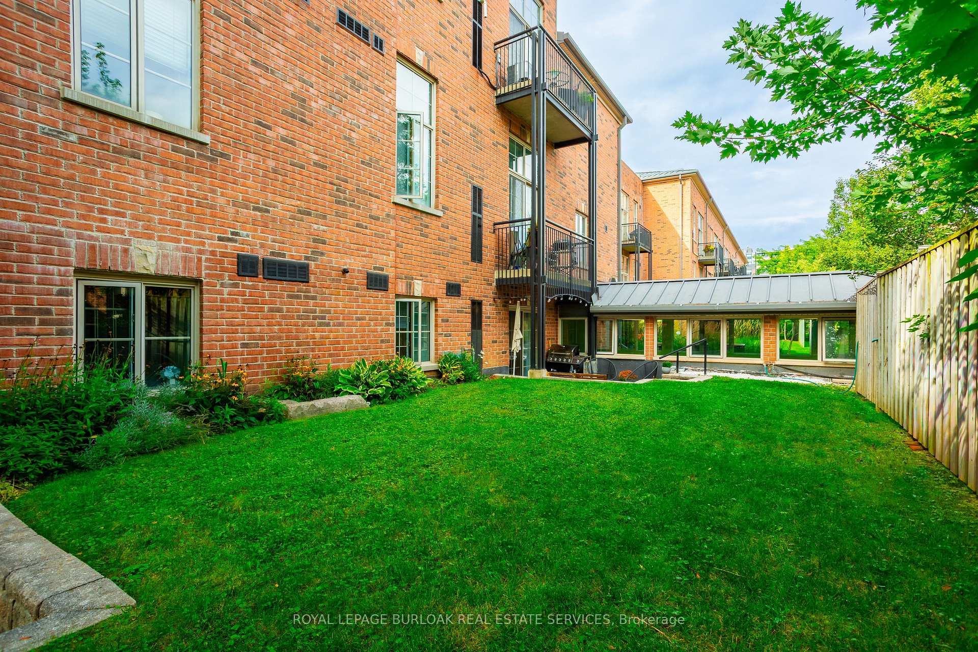 Photo 28 of Unit 111, 262 Dundas Street E, Hamilton, Waterdown — HOMEH
