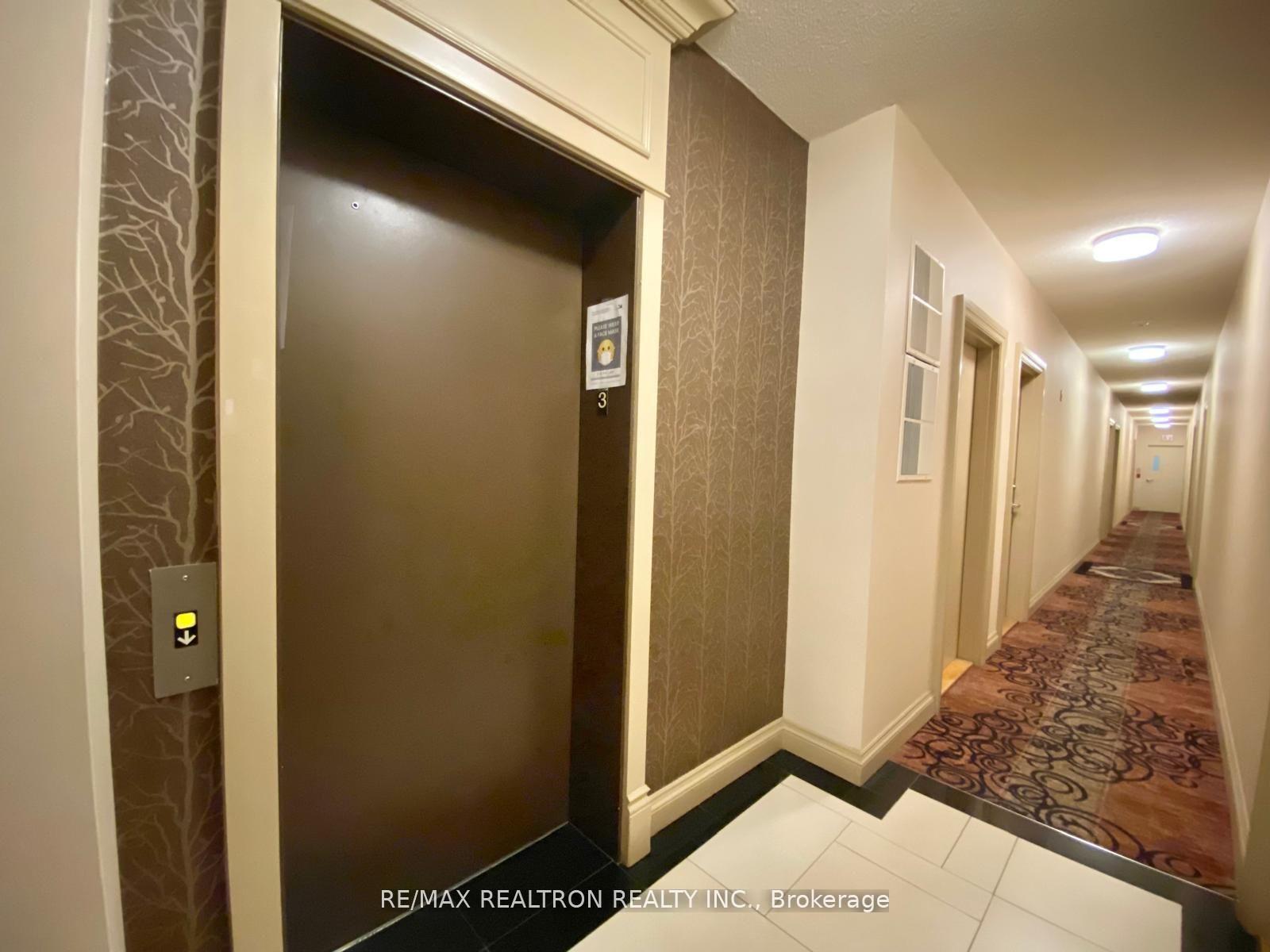 Photo 2 of 503 Grandview Way, North York, Willowdale East — HOMEH