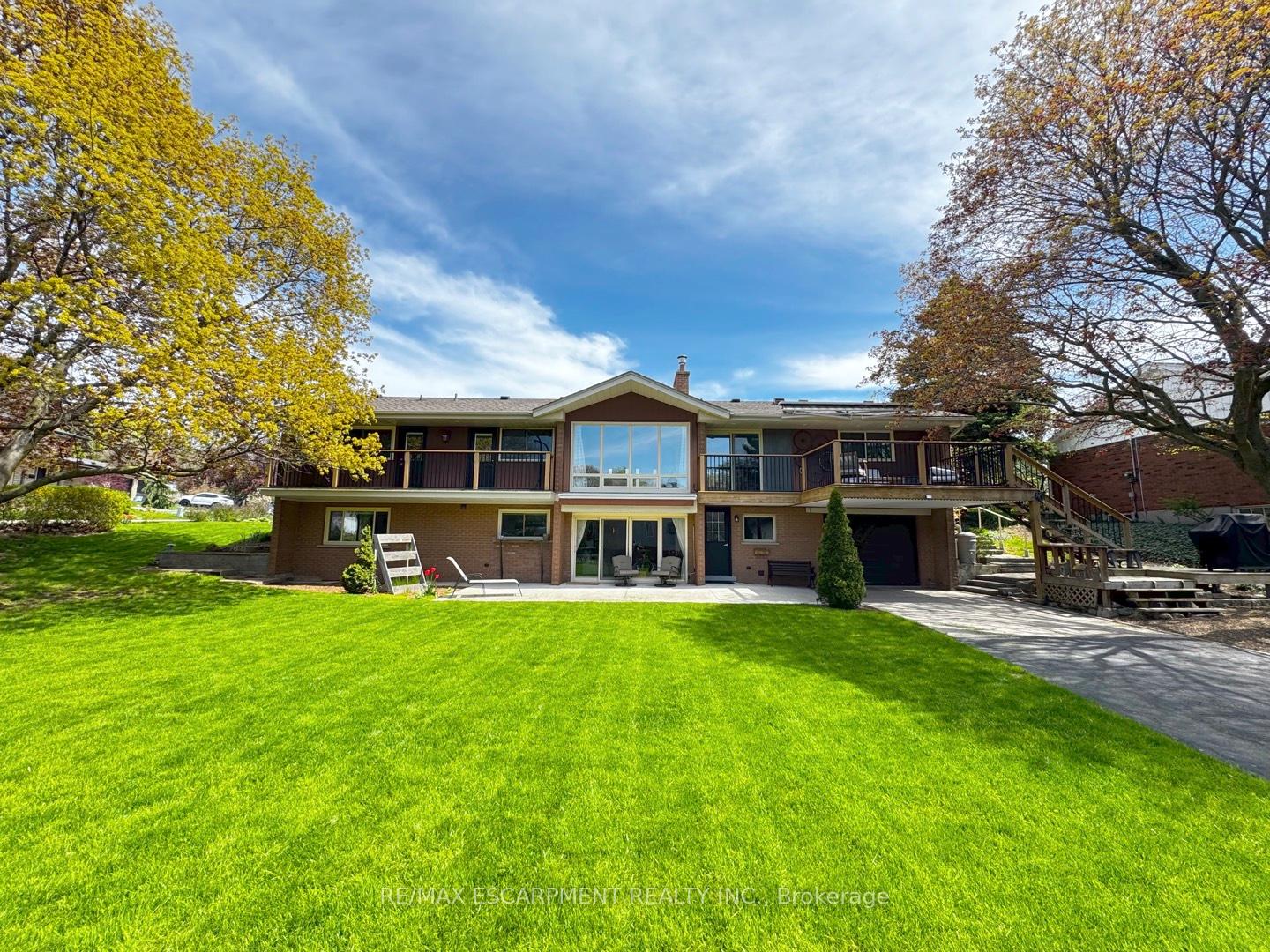 Photo 45 of 81 Thomson Drive, Hamilton, Waterdown — HOMEH