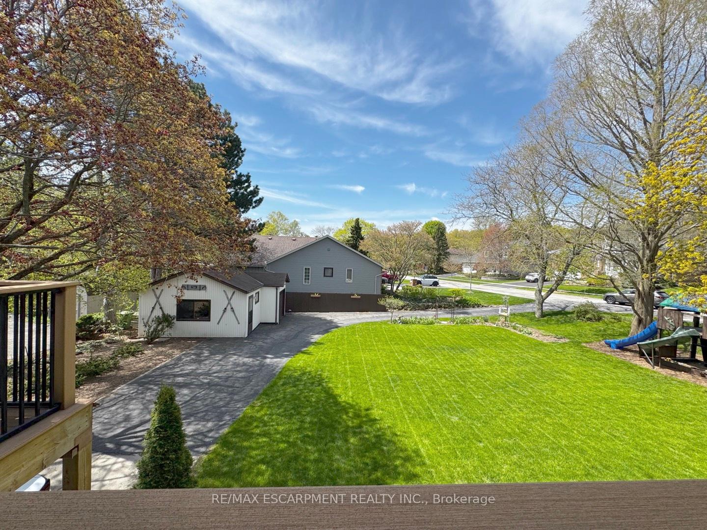 Photo 46 of 81 Thomson Drive, Hamilton, Waterdown — HOMEH