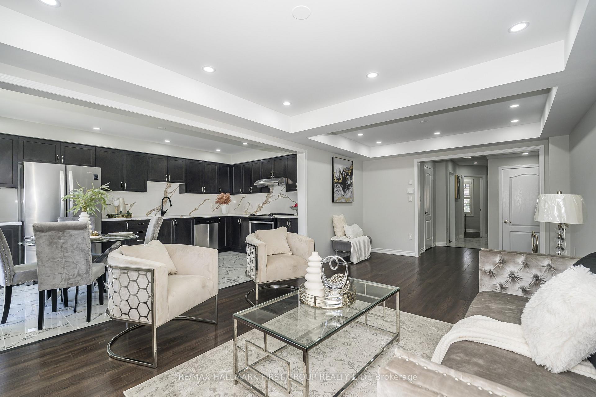 Photo 7 of 1019 Dragonfly Avenue, Pickering, Rural Pickering — HOMEH