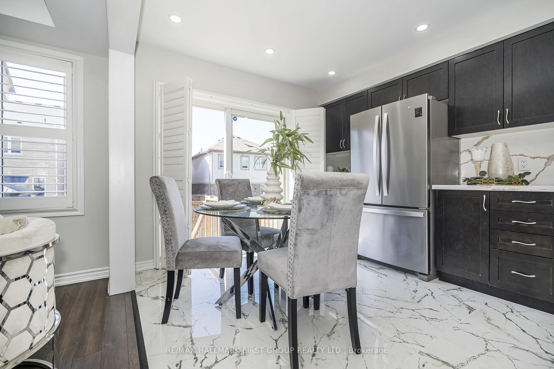 Photo 11 of 1019 Dragonfly Avenue, Pickering, Rural Pickering — HOMEH