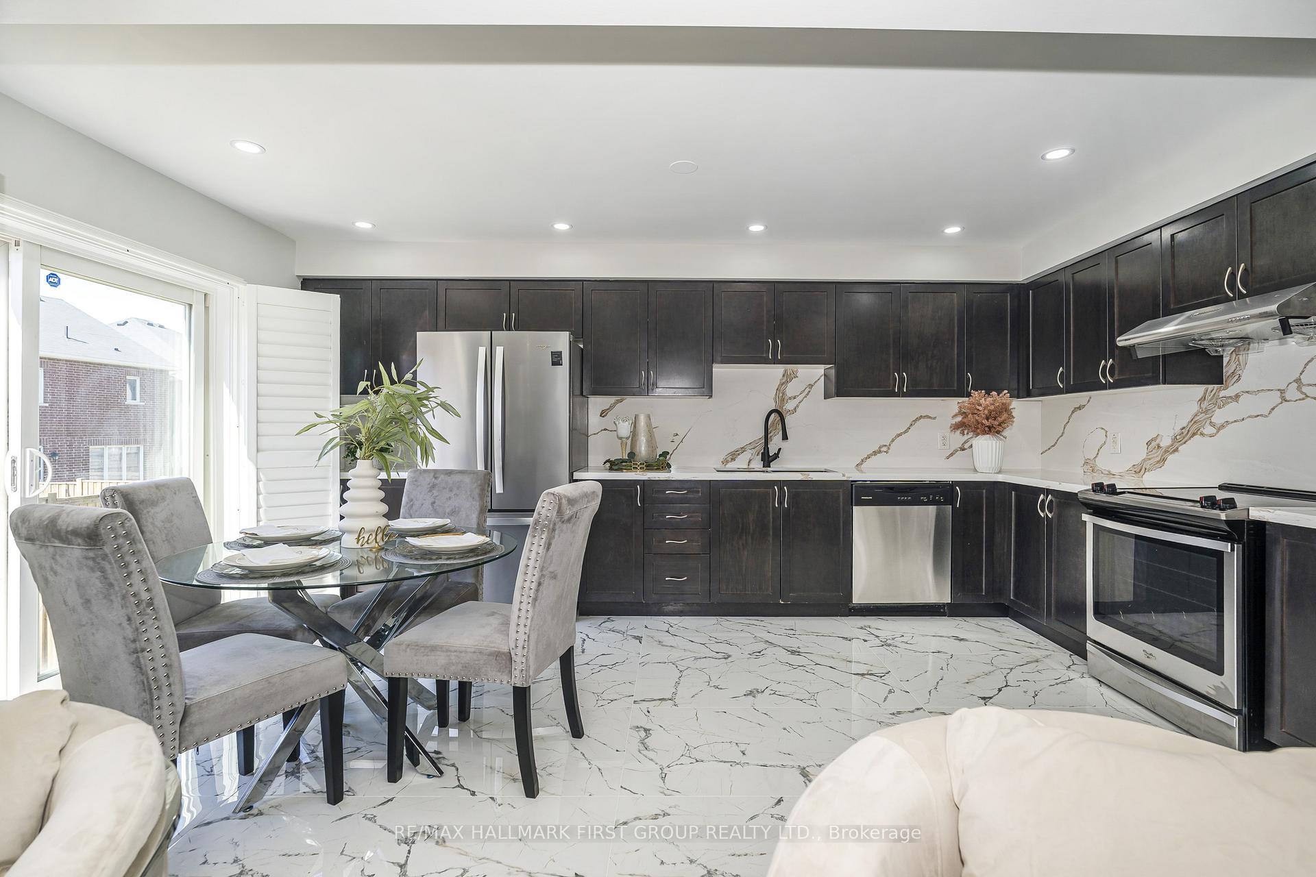 Photo 15 of 1019 Dragonfly Avenue, Pickering, Rural Pickering — HOMEH