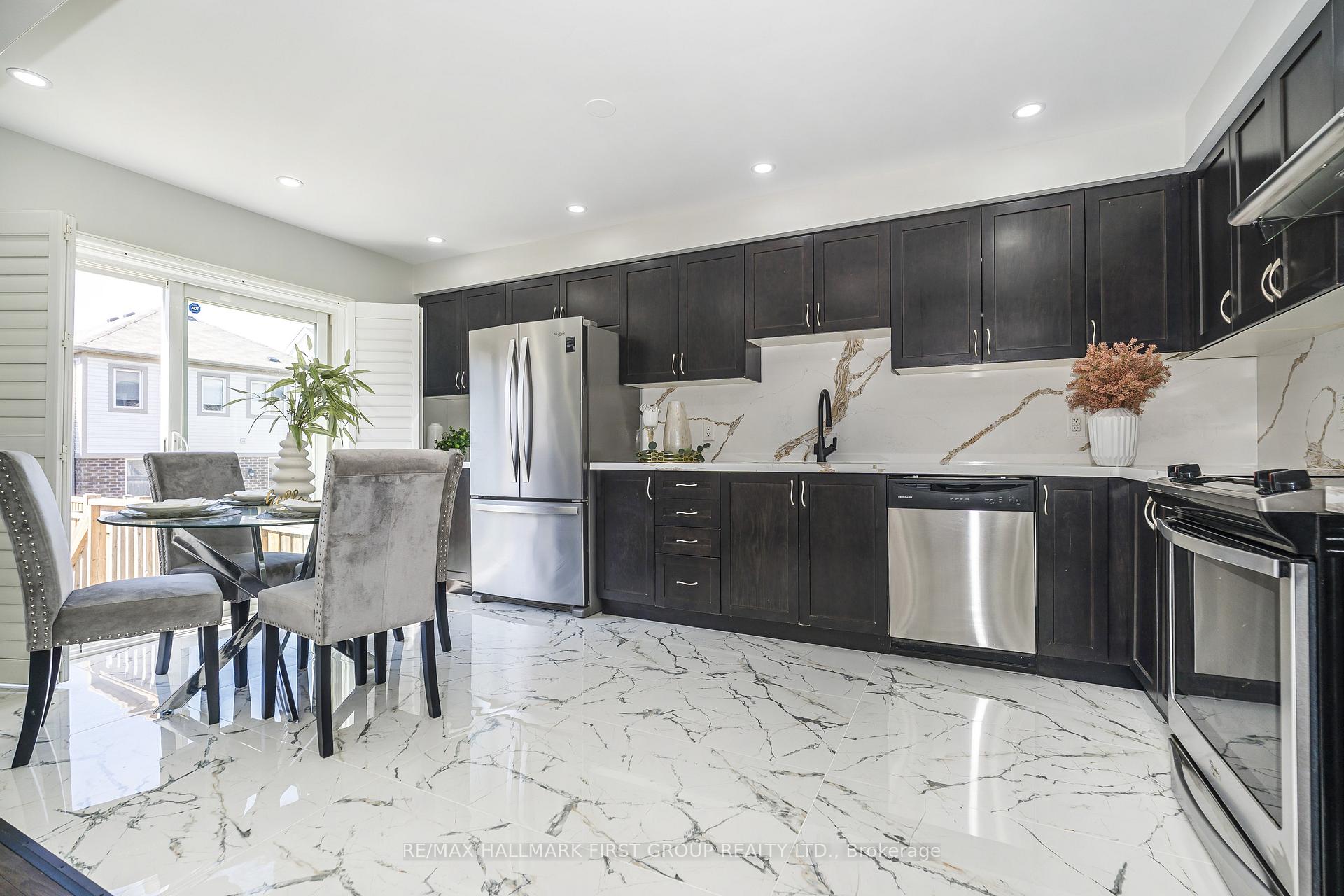 Photo 16 of 1019 Dragonfly Avenue, Pickering, Rural Pickering — HOMEH