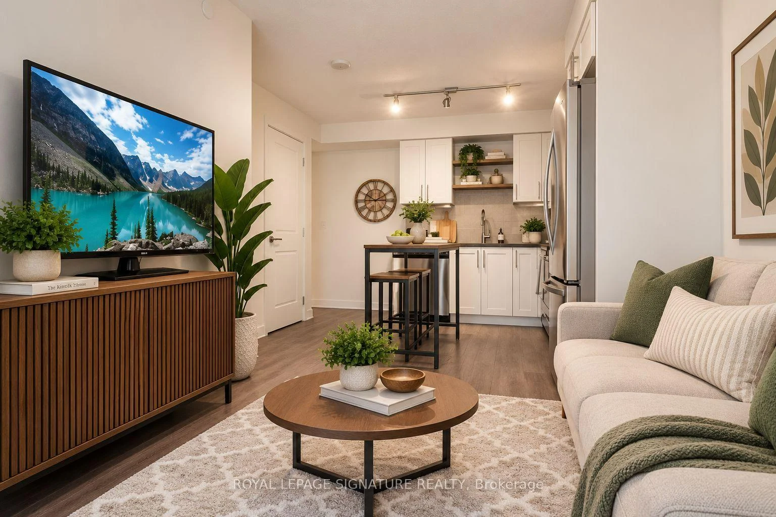 Photo 9 of Unit 1102, 525 Adelaide Street W, Toronto, Waterfront Communities — HOMEH