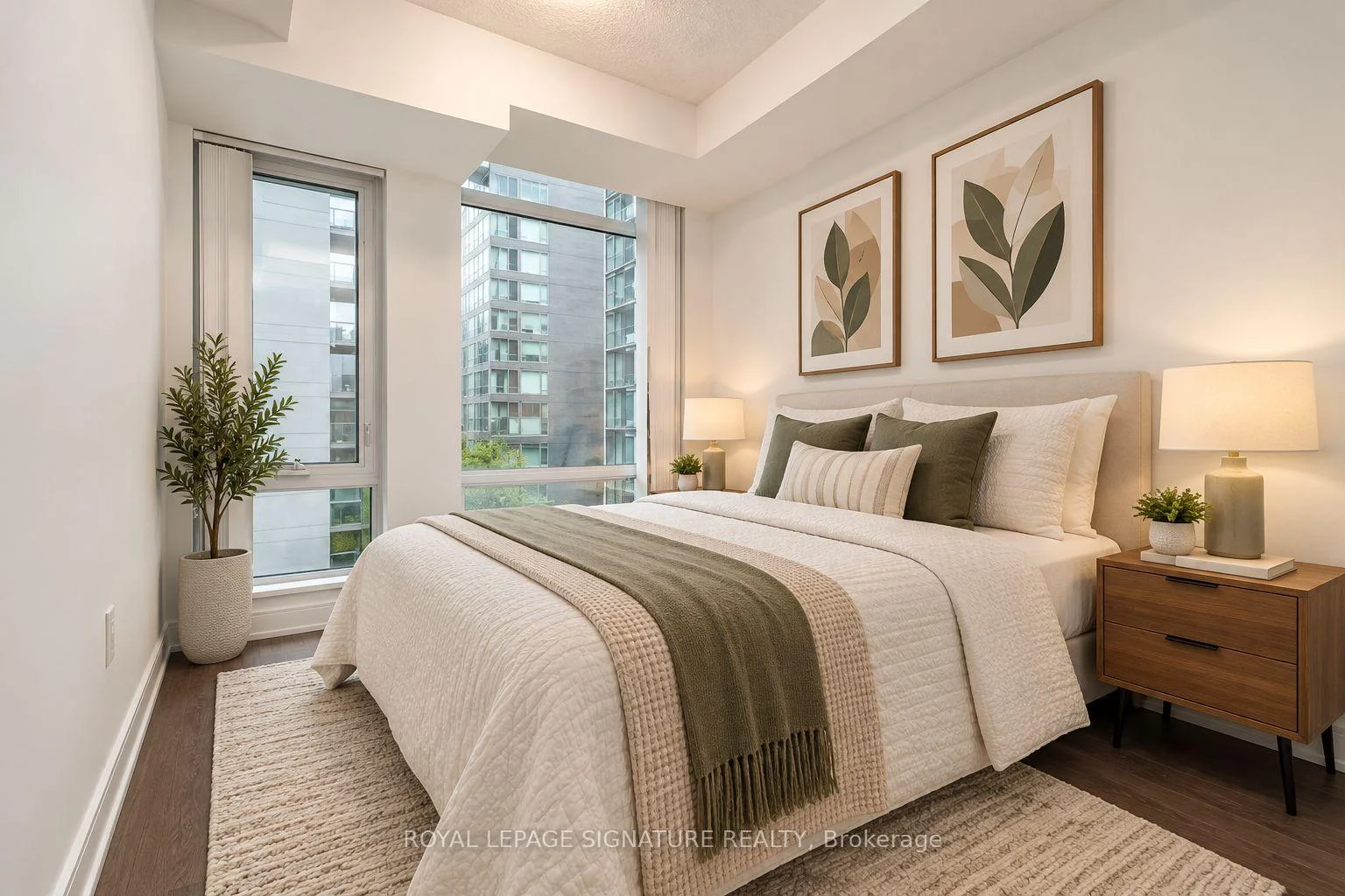 Photo 11 of Unit 1102, 525 Adelaide Street W, Toronto, Waterfront Communities — HOMEH