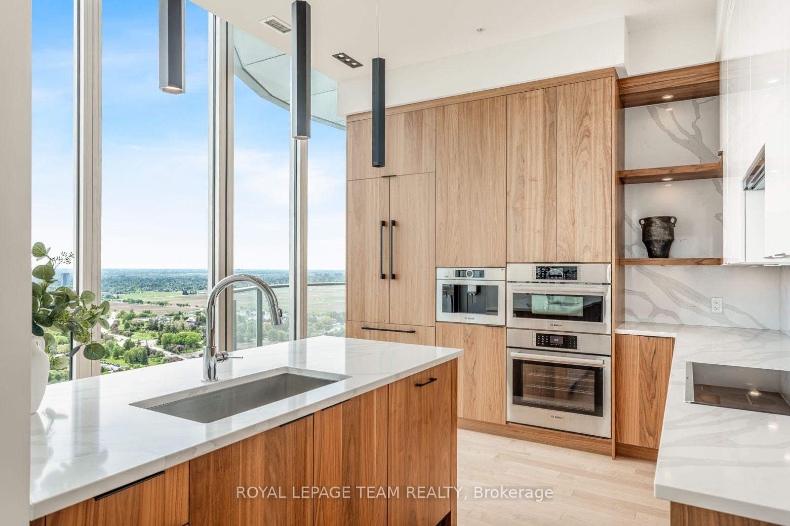 Photo 5 of Unit 4502, 805 Carling Avenue, Ottawa, West Centre Town — HOMEH