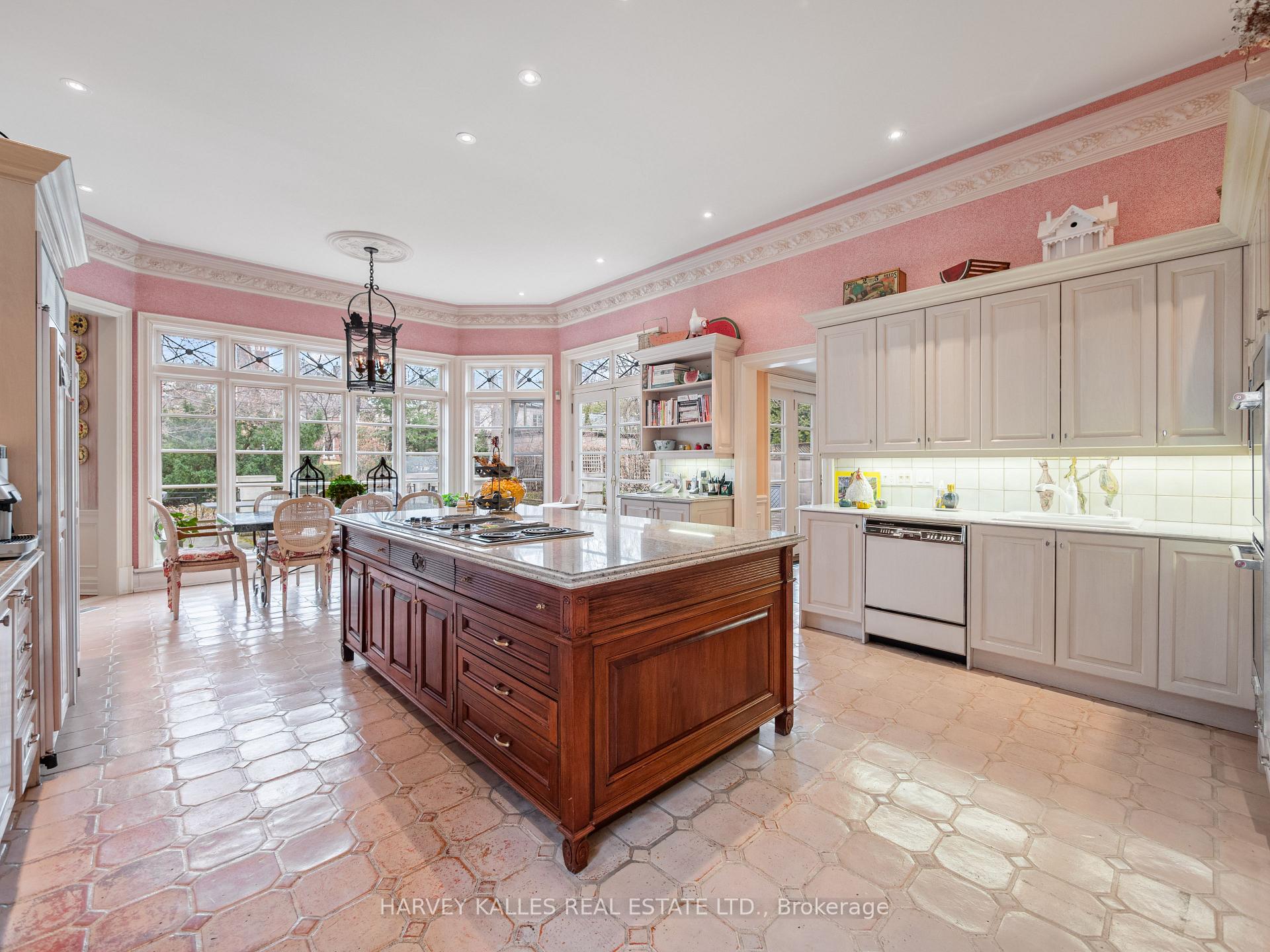 Photo 10 of 94 Dunvegan Road, Toronto, Forest Hill South — HOMEH