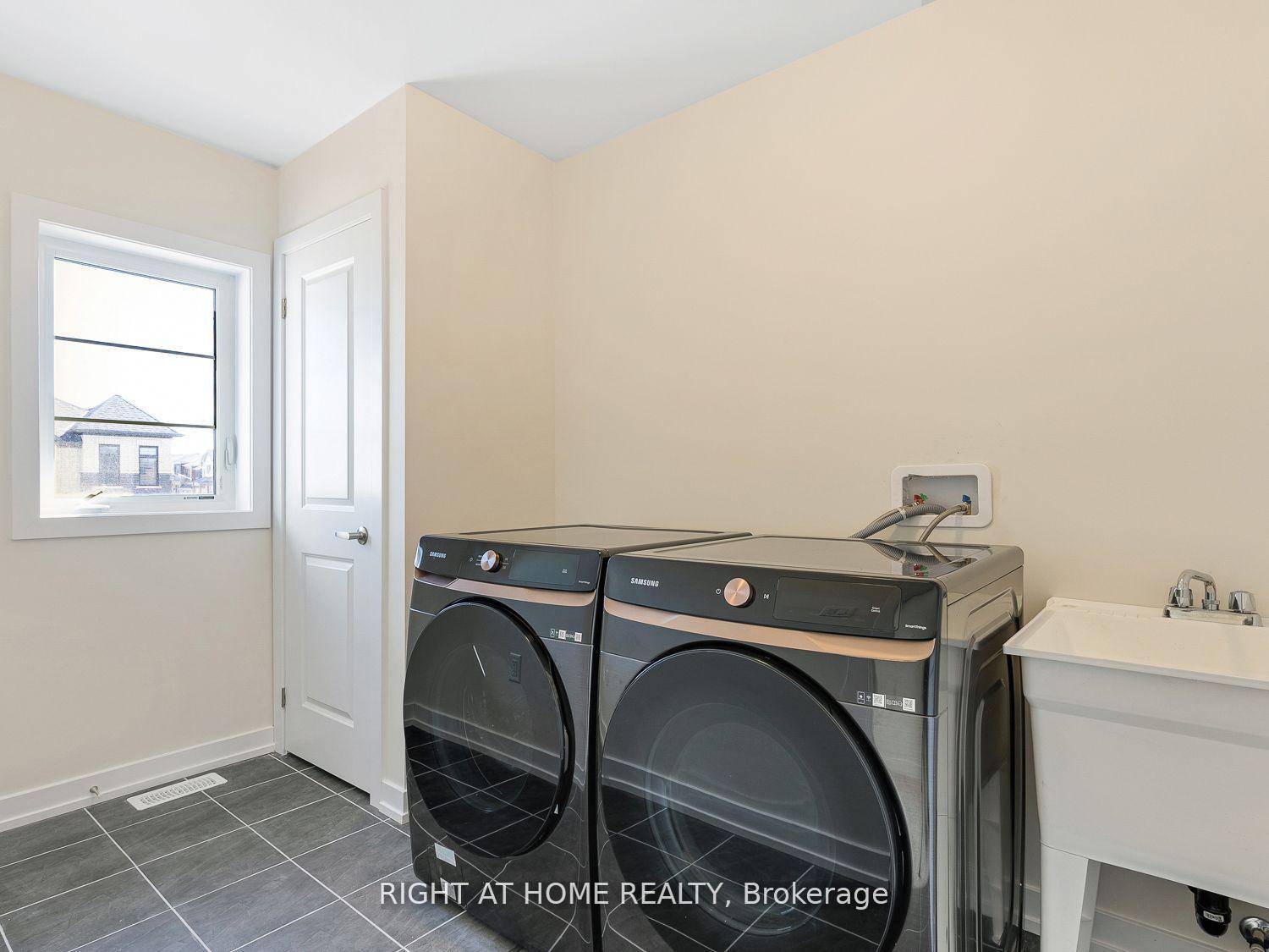 Photo 37 of 87 Monteith Drive, Brantford, Empire South — HOMEH