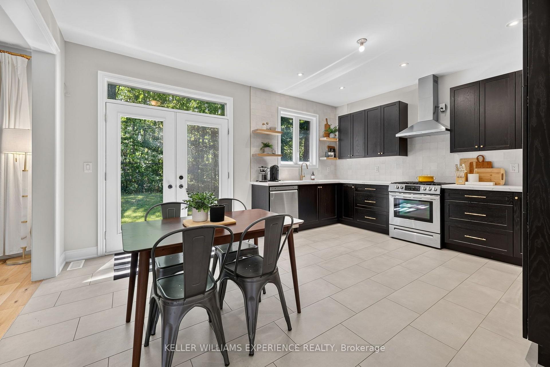 Photo 16 of 25 Atlantis Drive, Orillia — HOMEH