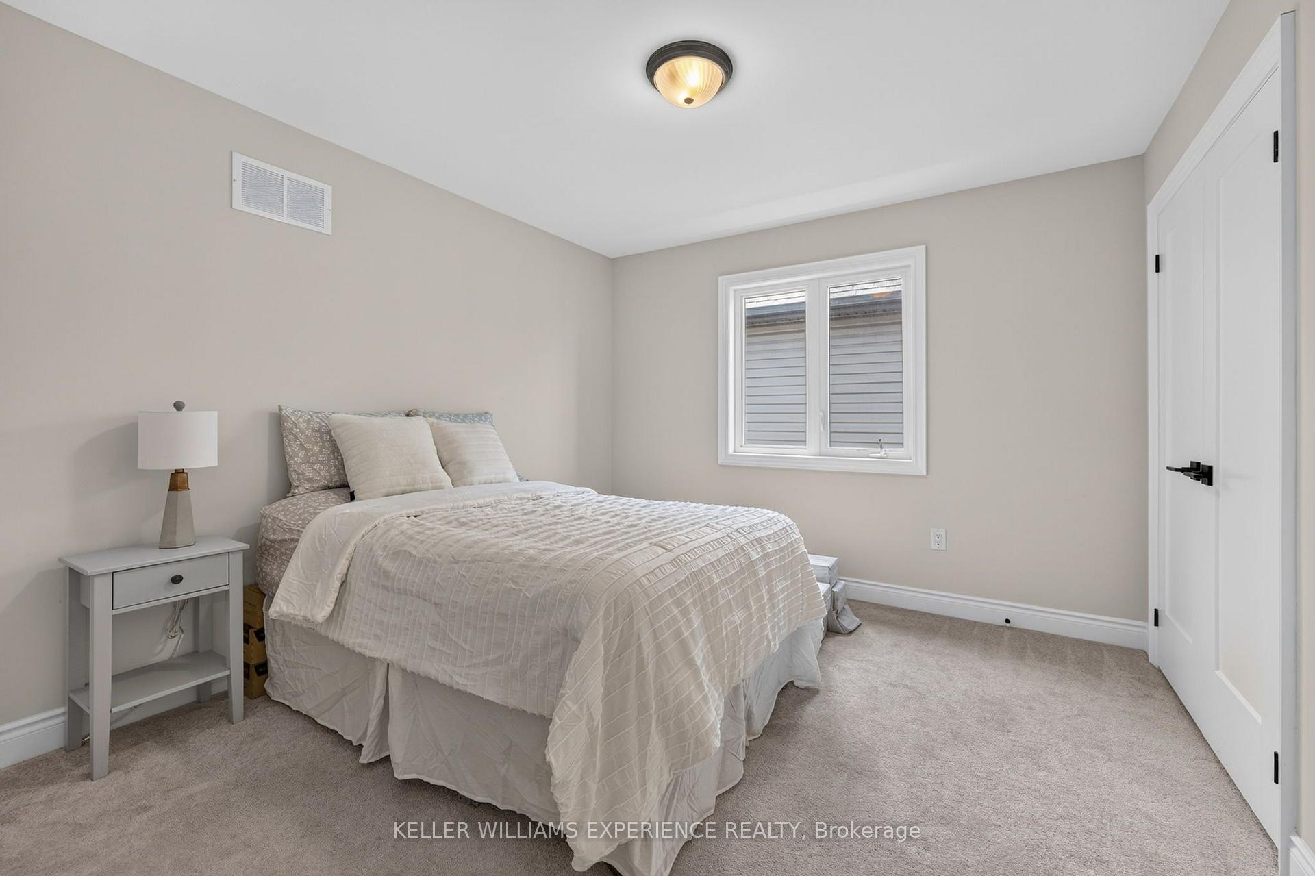 Photo 34 of 25 Atlantis Drive, Orillia — HOMEH