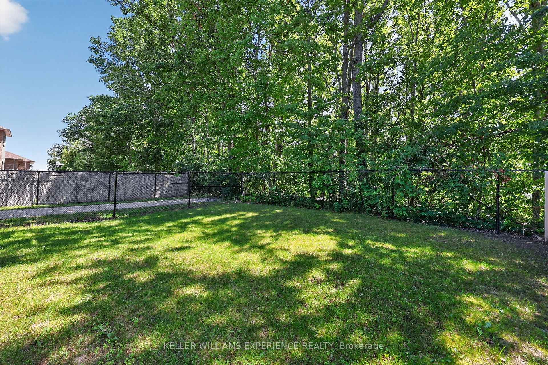 Photo 40 of 25 Atlantis Drive, Orillia — HOMEH