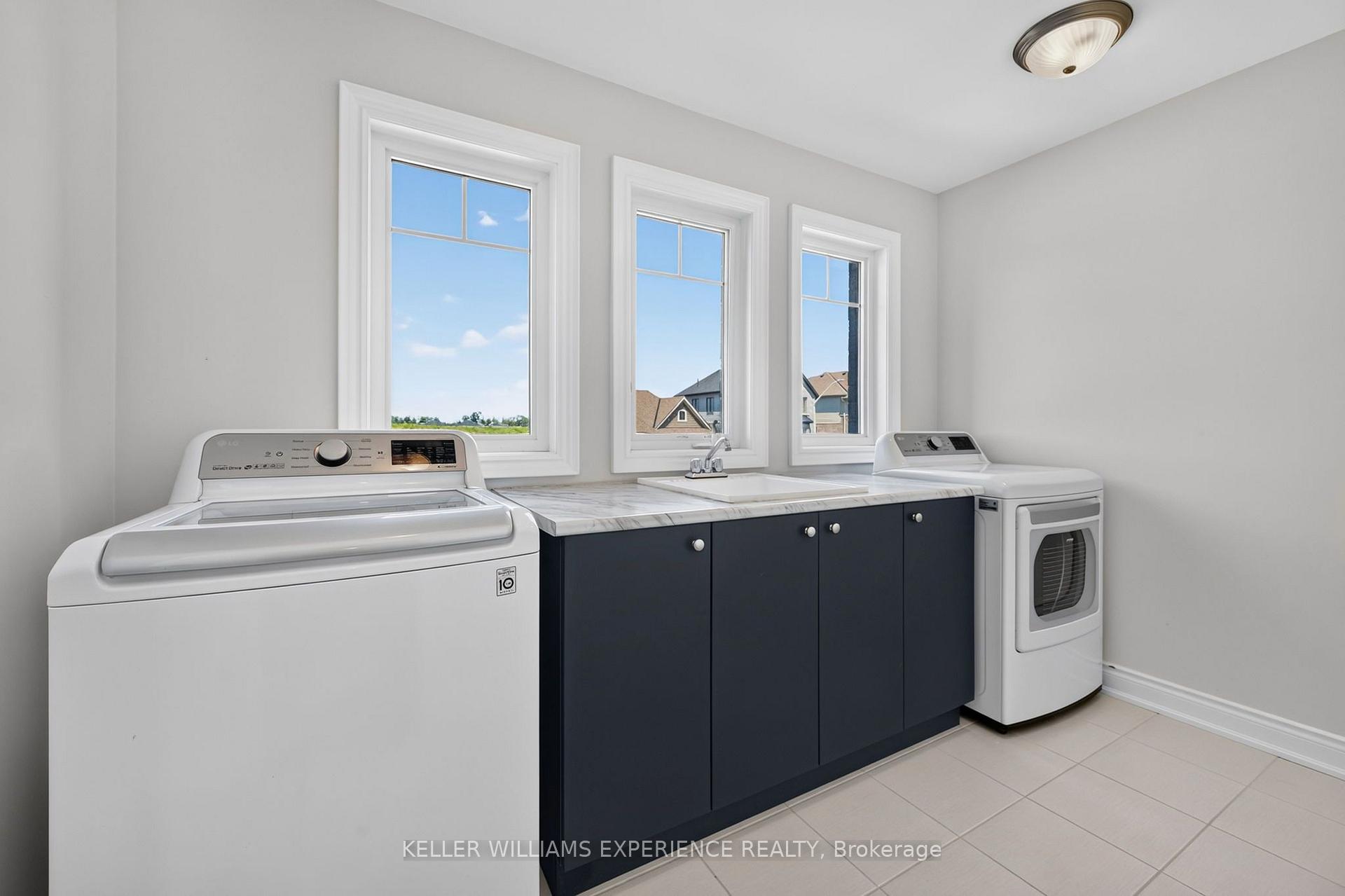 Photo 39 of 25 Atlantis Drive, Orillia — HOMEH