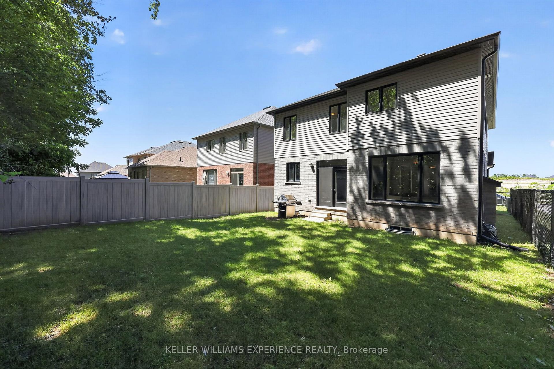 Photo 42 of 25 Atlantis Drive, Orillia — HOMEH