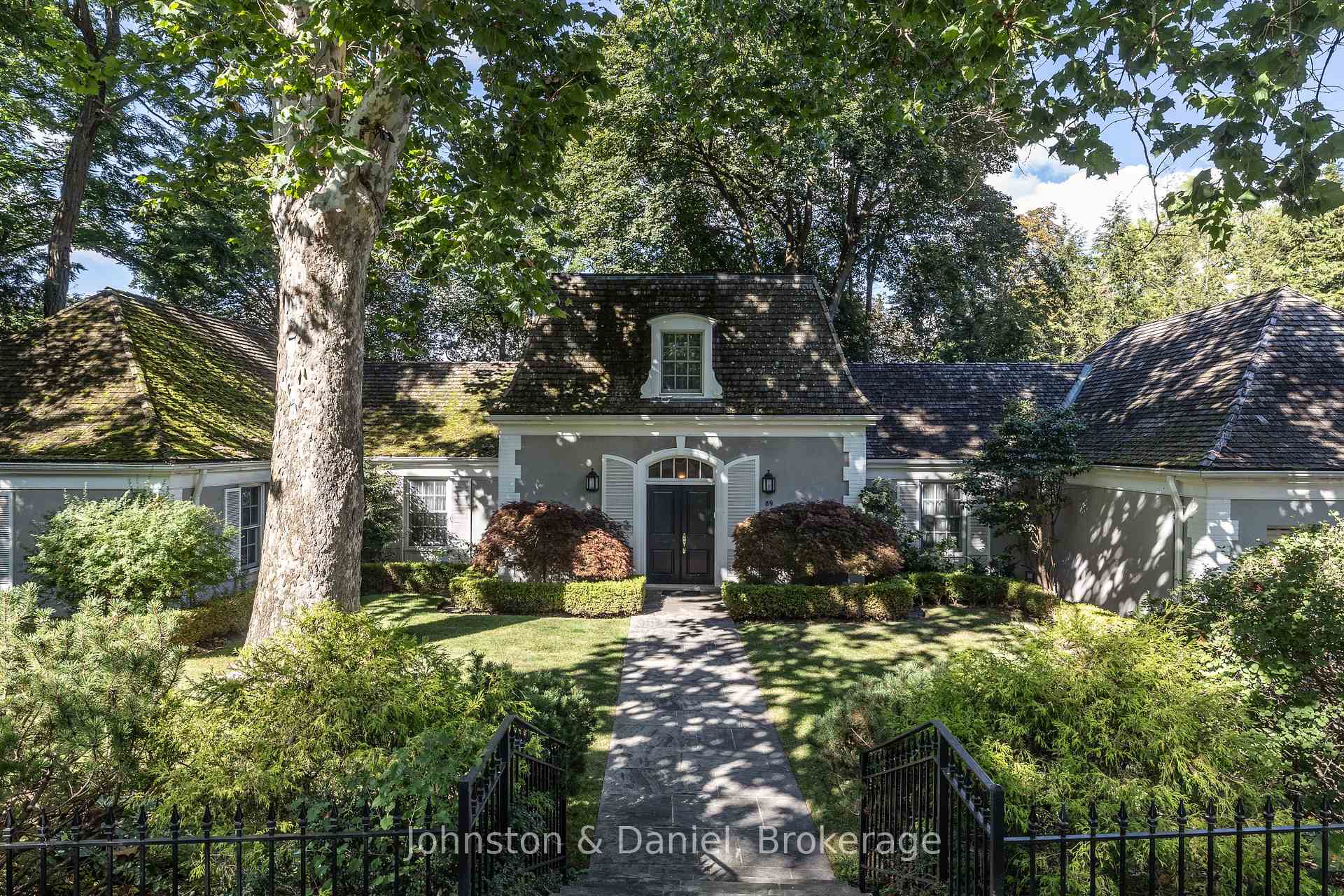 Photo 15 of 89 Ardwold Gate, Toronto, Casa Loma — HOMEH