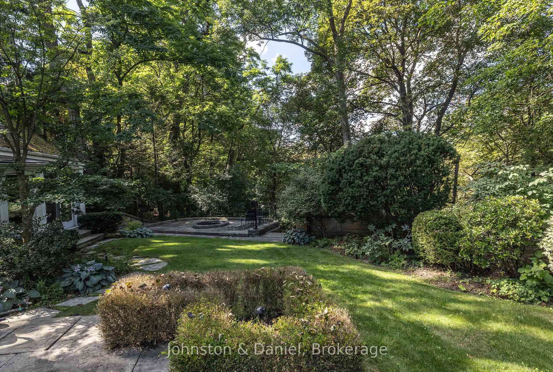 Photo 29 of 89 Ardwold Gate, Toronto, Casa Loma — HOMEH