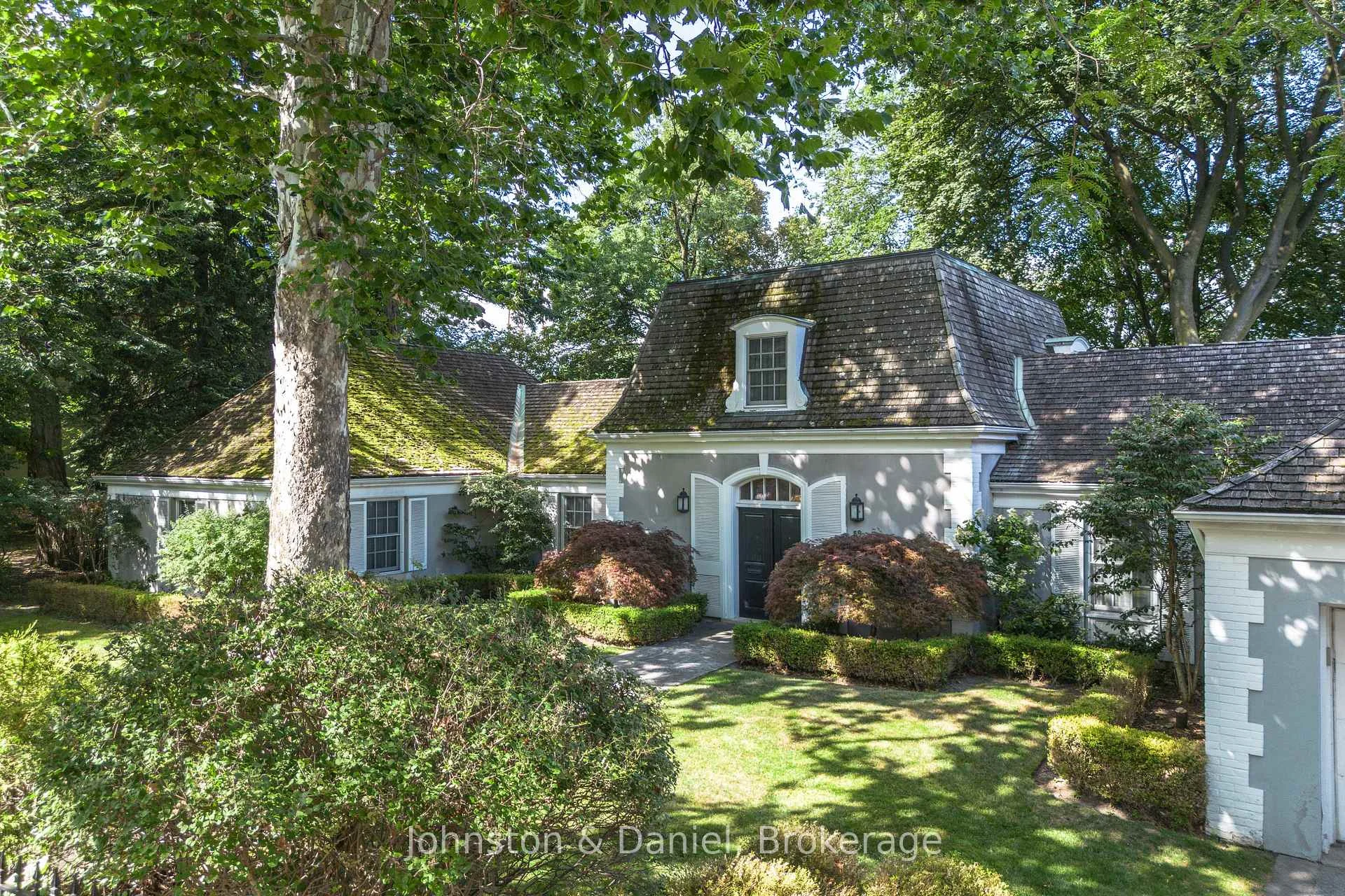 Photo 18 of 89 Ardwold Gate, Toronto, Casa Loma — HOMEH